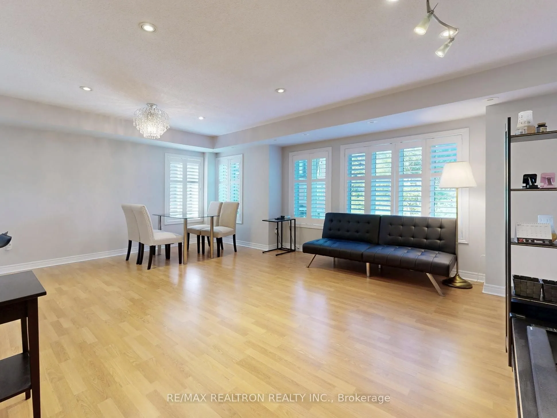 314 John Street, #366