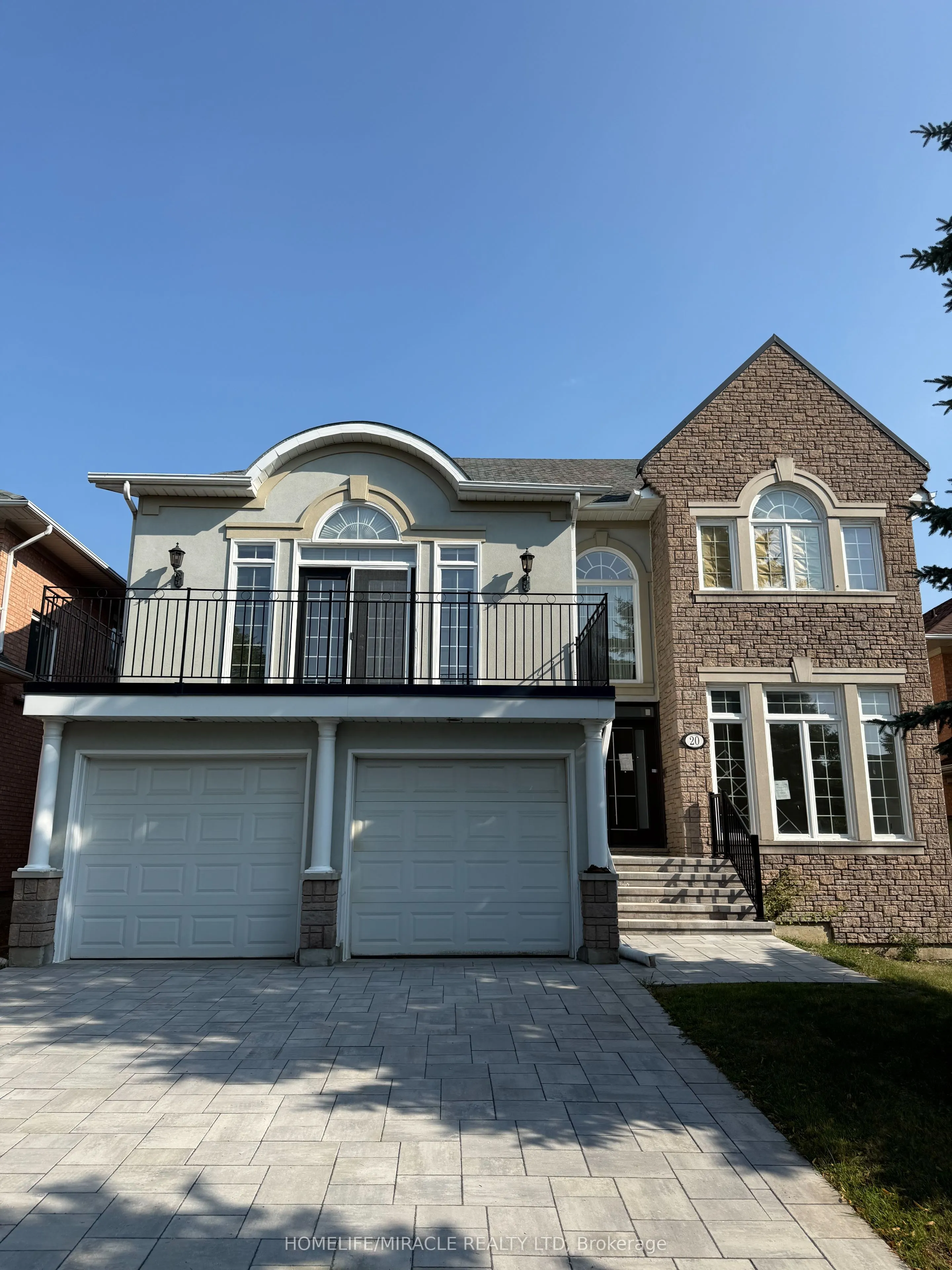 20 Cassandra Crescent
