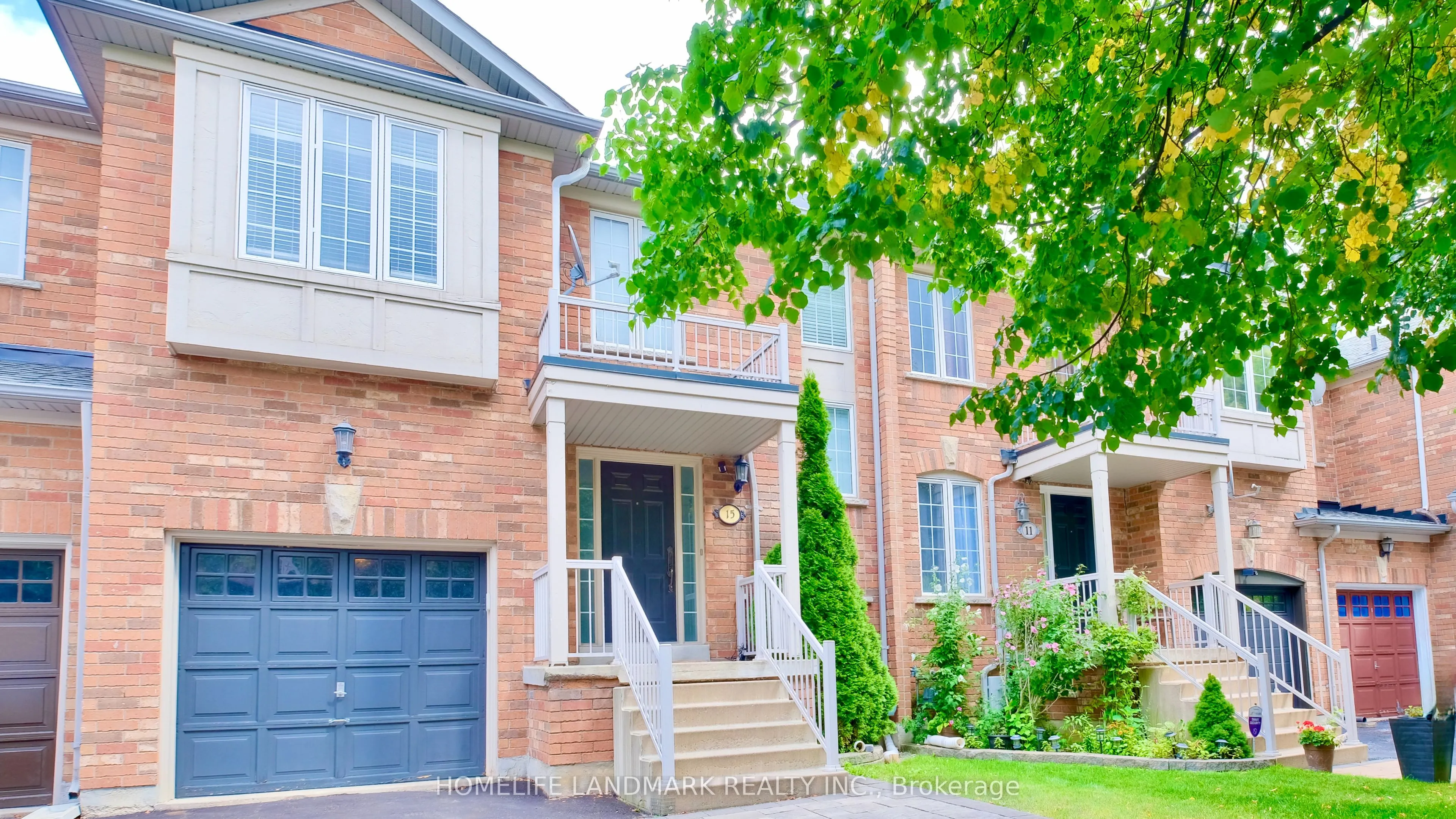 15 Montreaux Crescent