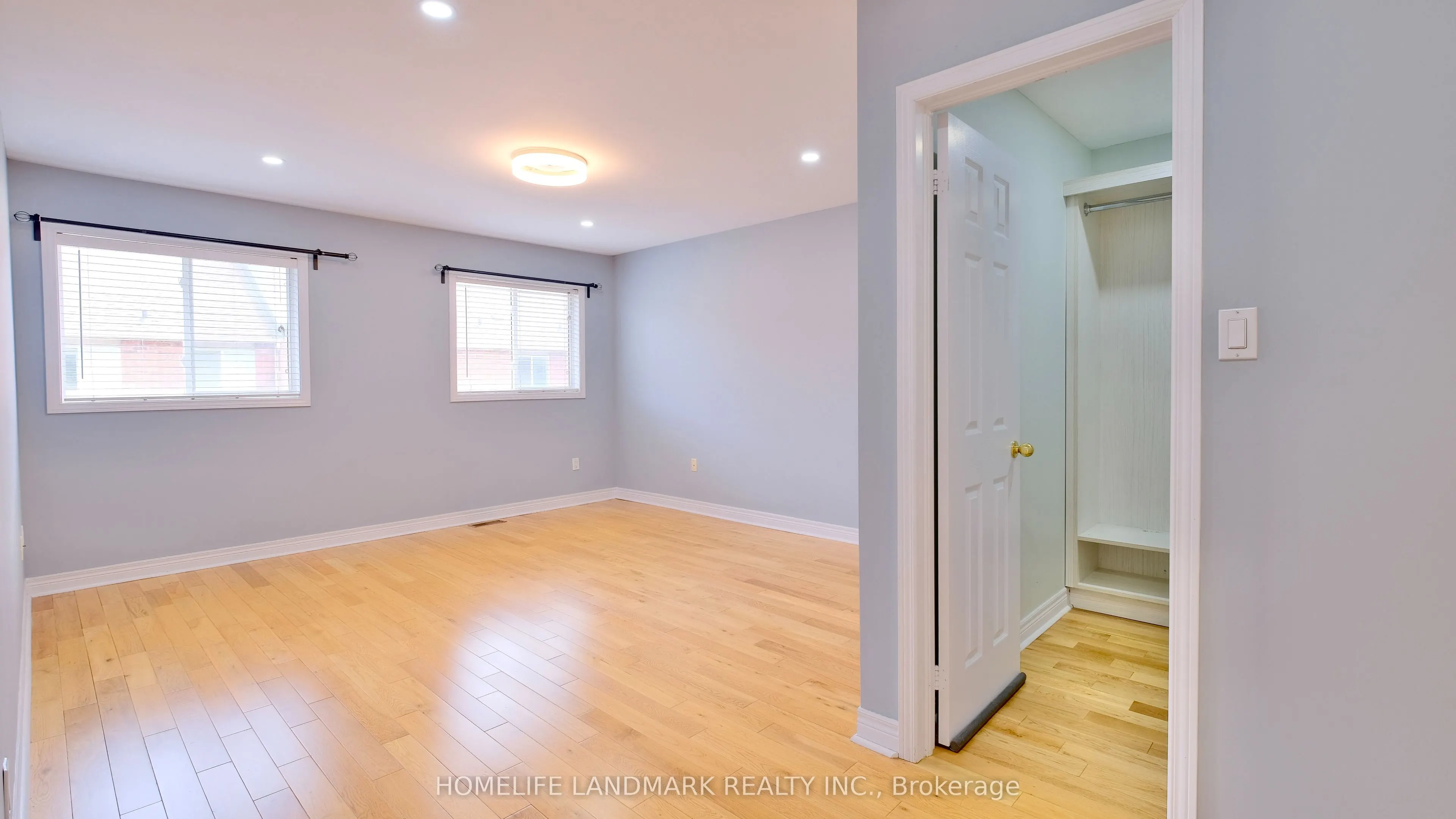 15 Montreaux Crescent