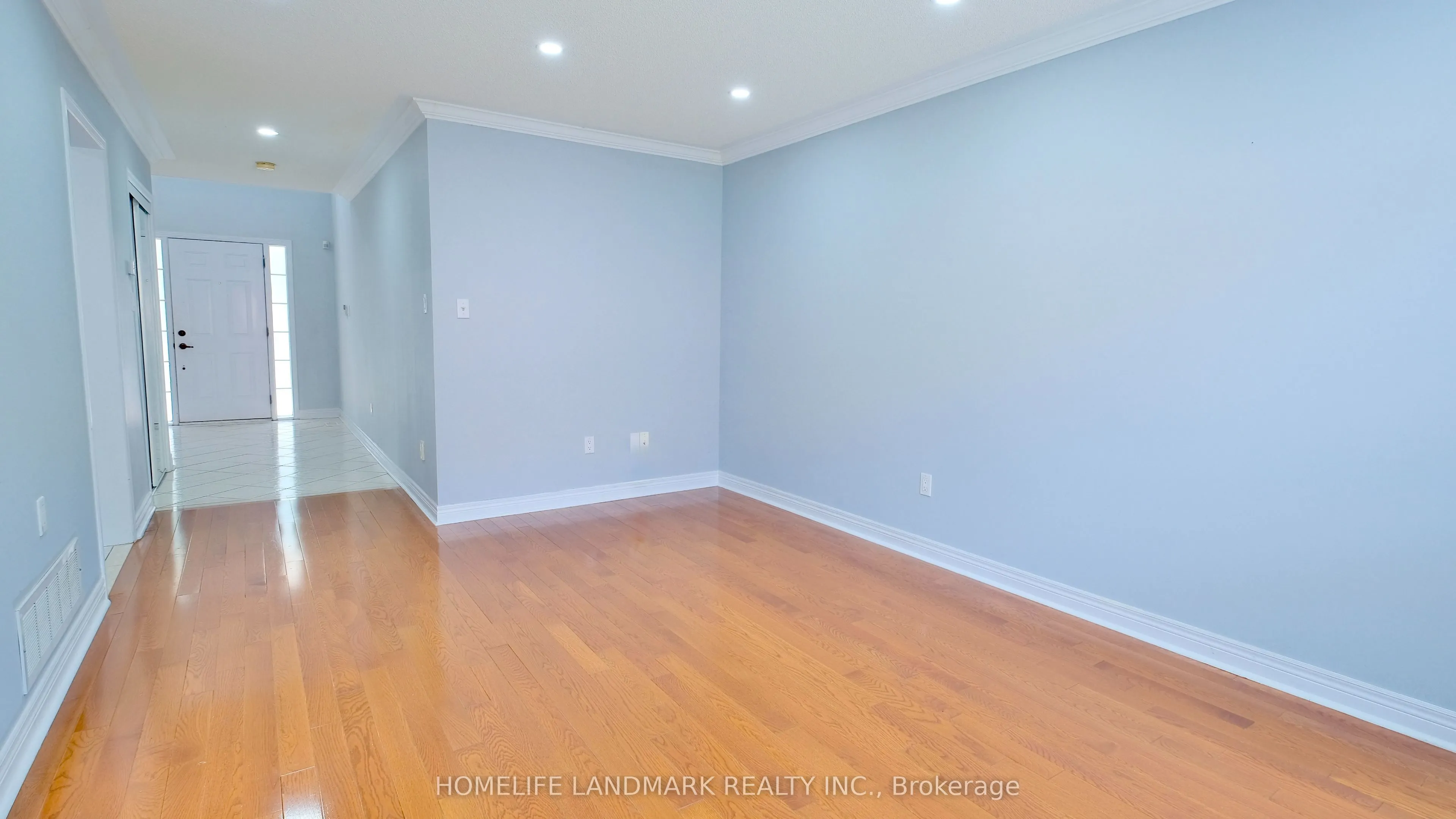 15 Montreaux Crescent