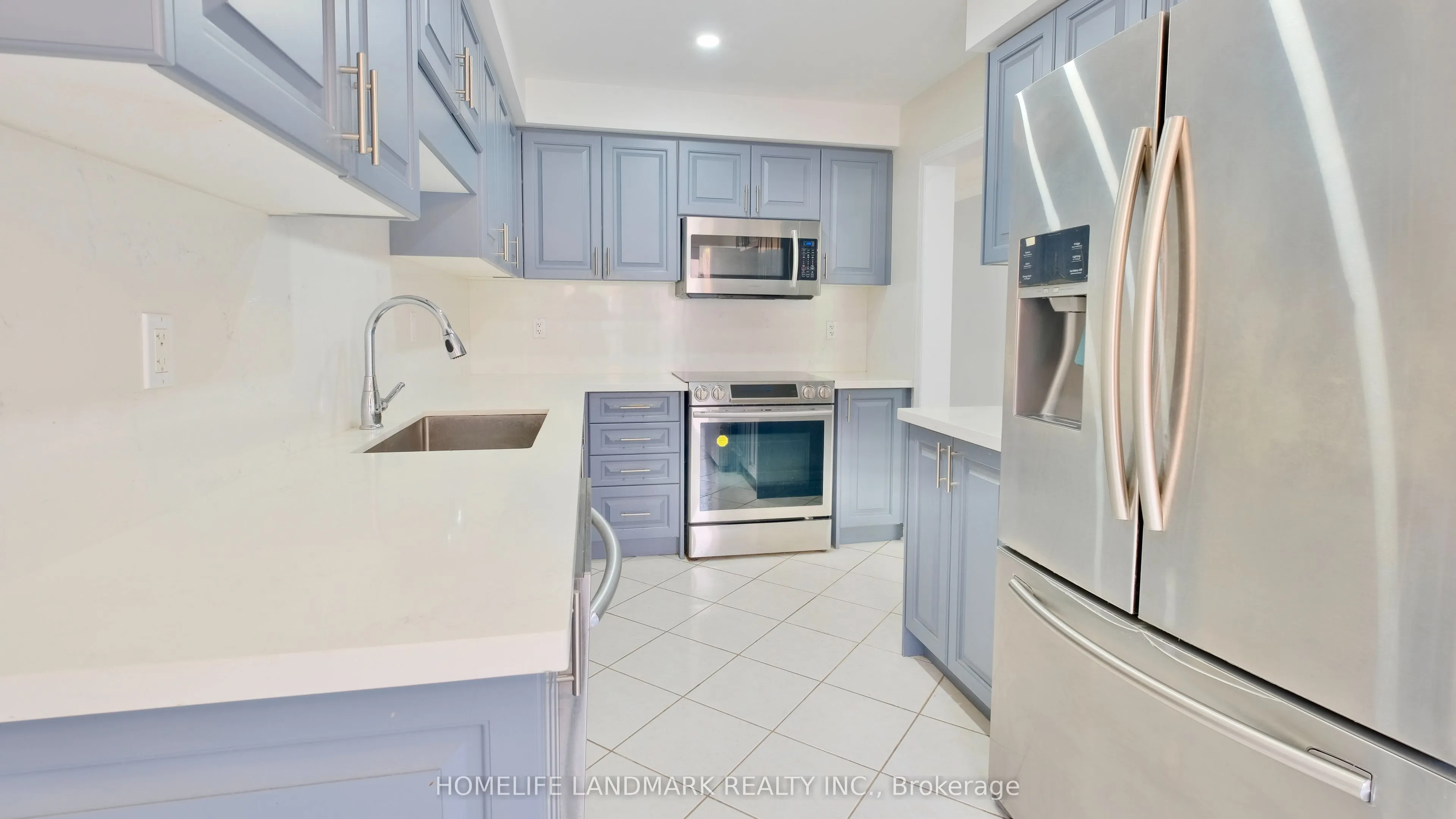 15 Montreaux Crescent