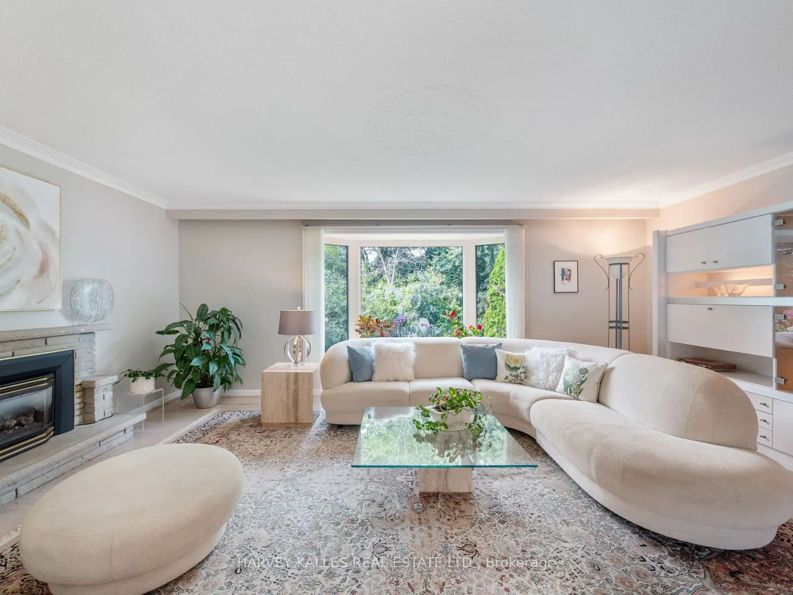 24 Delair Crescent