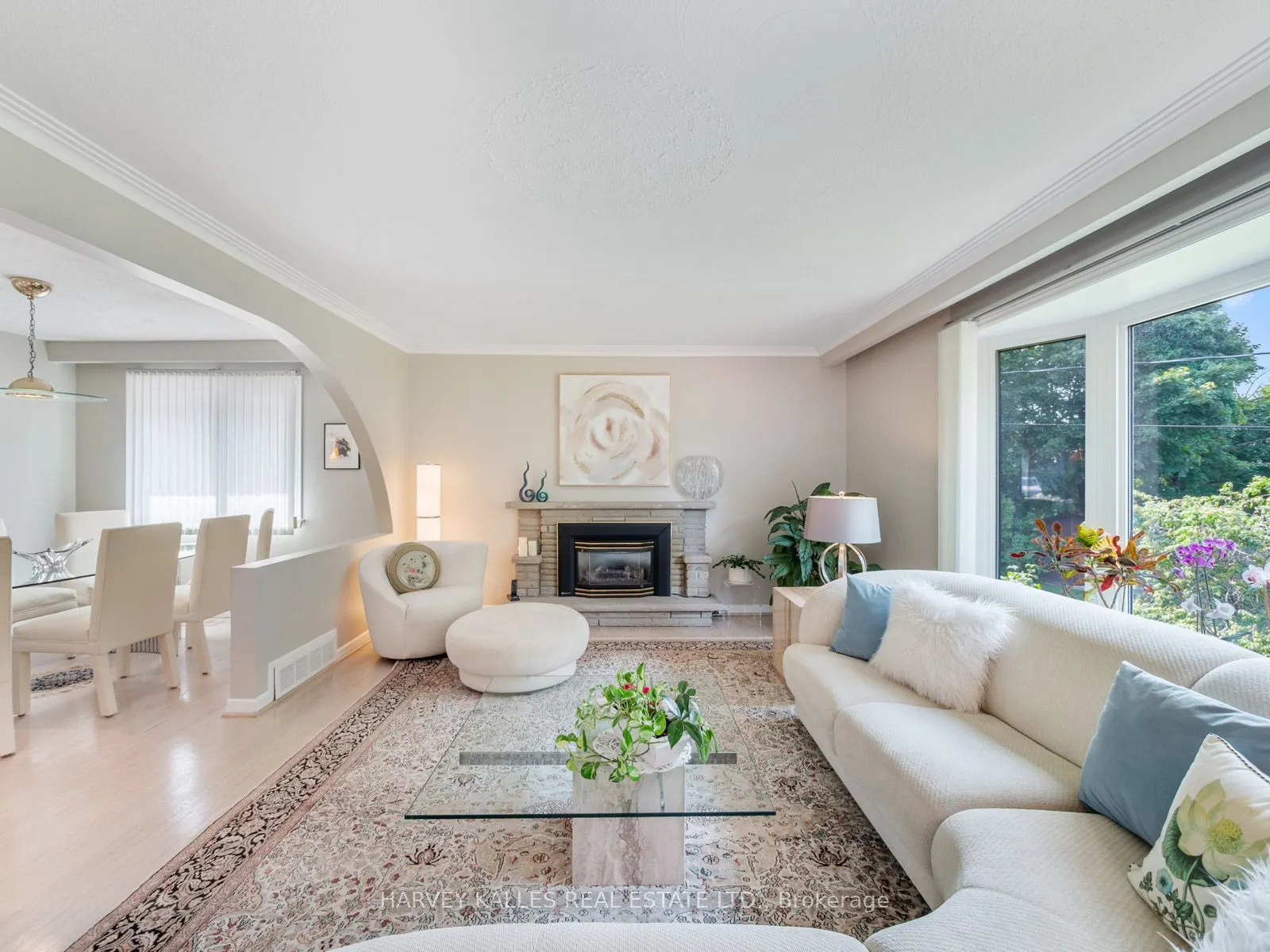 24 Delair Crescent