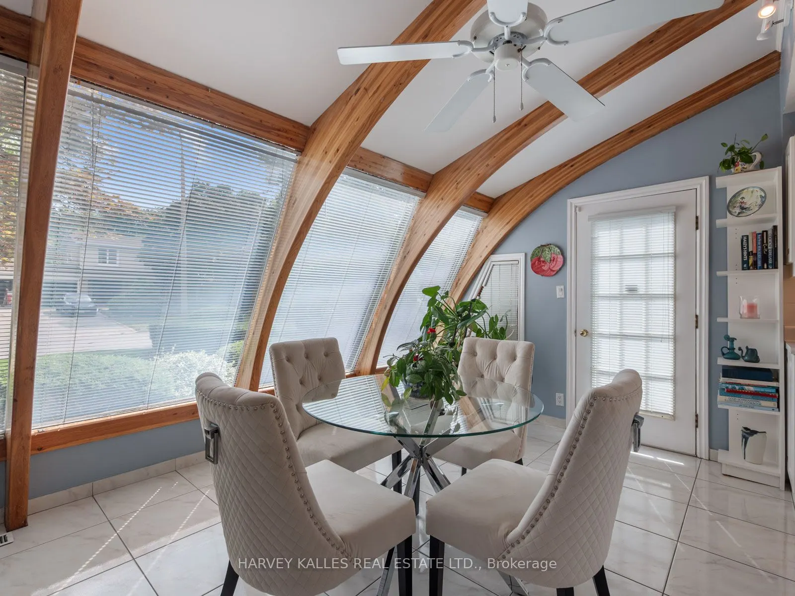 24 Delair Crescent