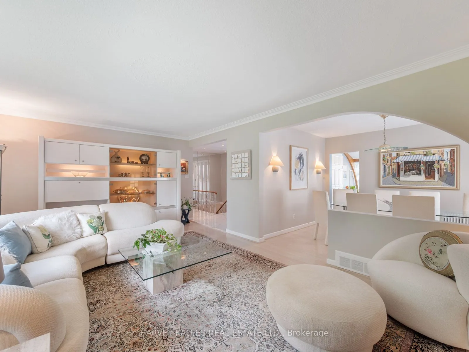 24 Delair Crescent