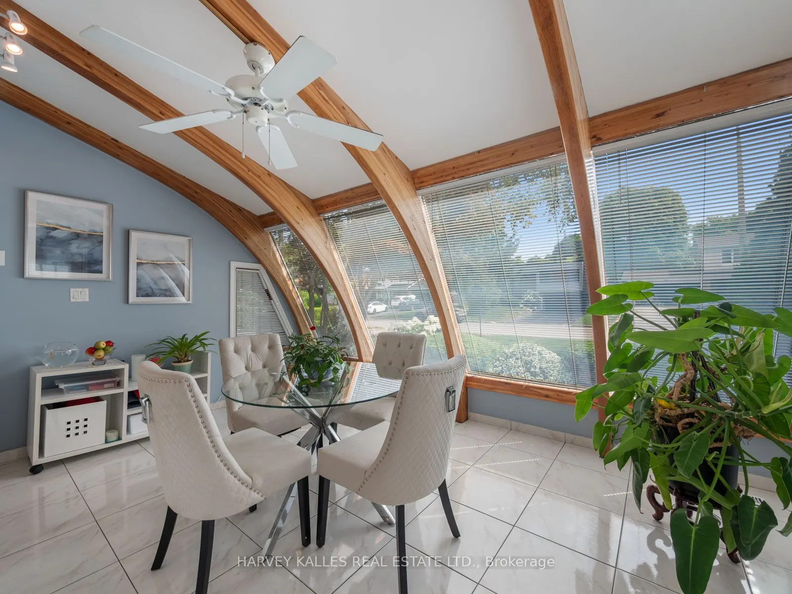 24 Delair Crescent