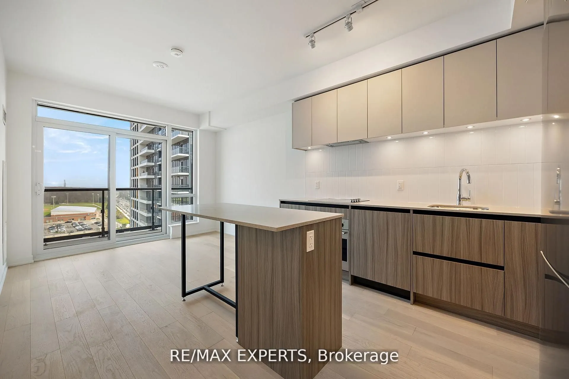 7950 Bathurst Street, #1425A