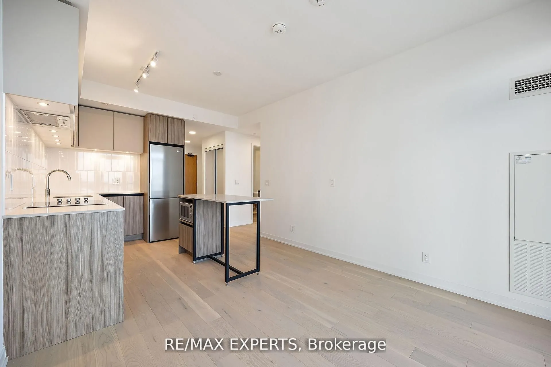7950 Bathurst Street, #1425A