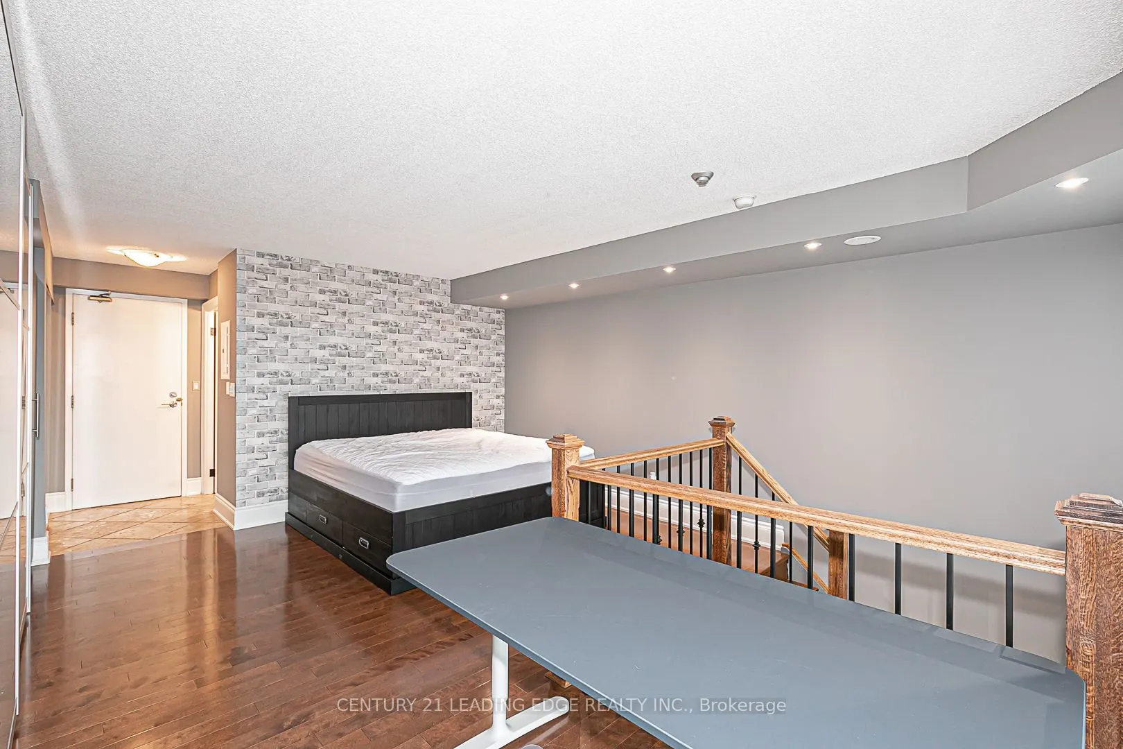 3 ELLESMERE Street