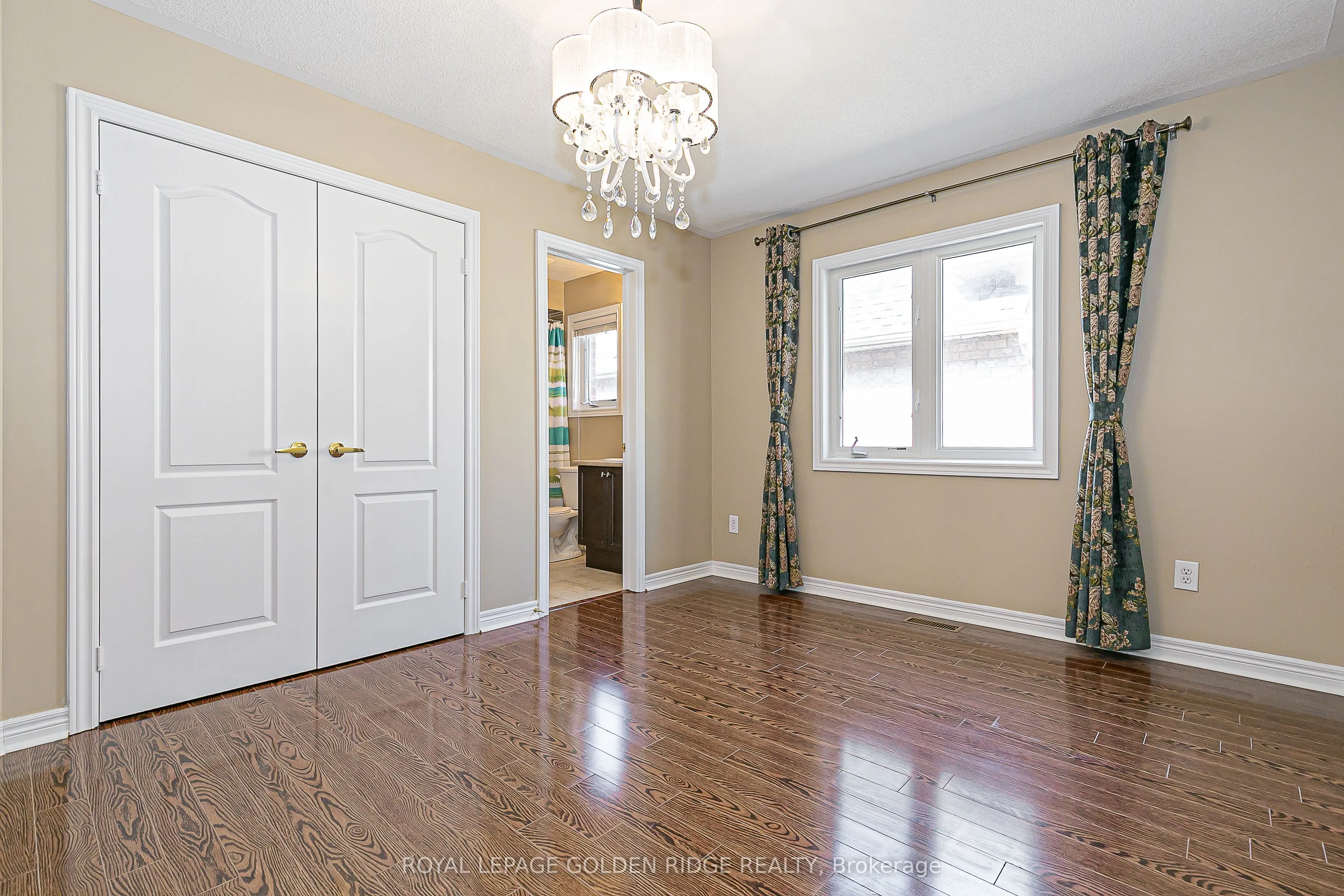 12 Golden Meadow Drive