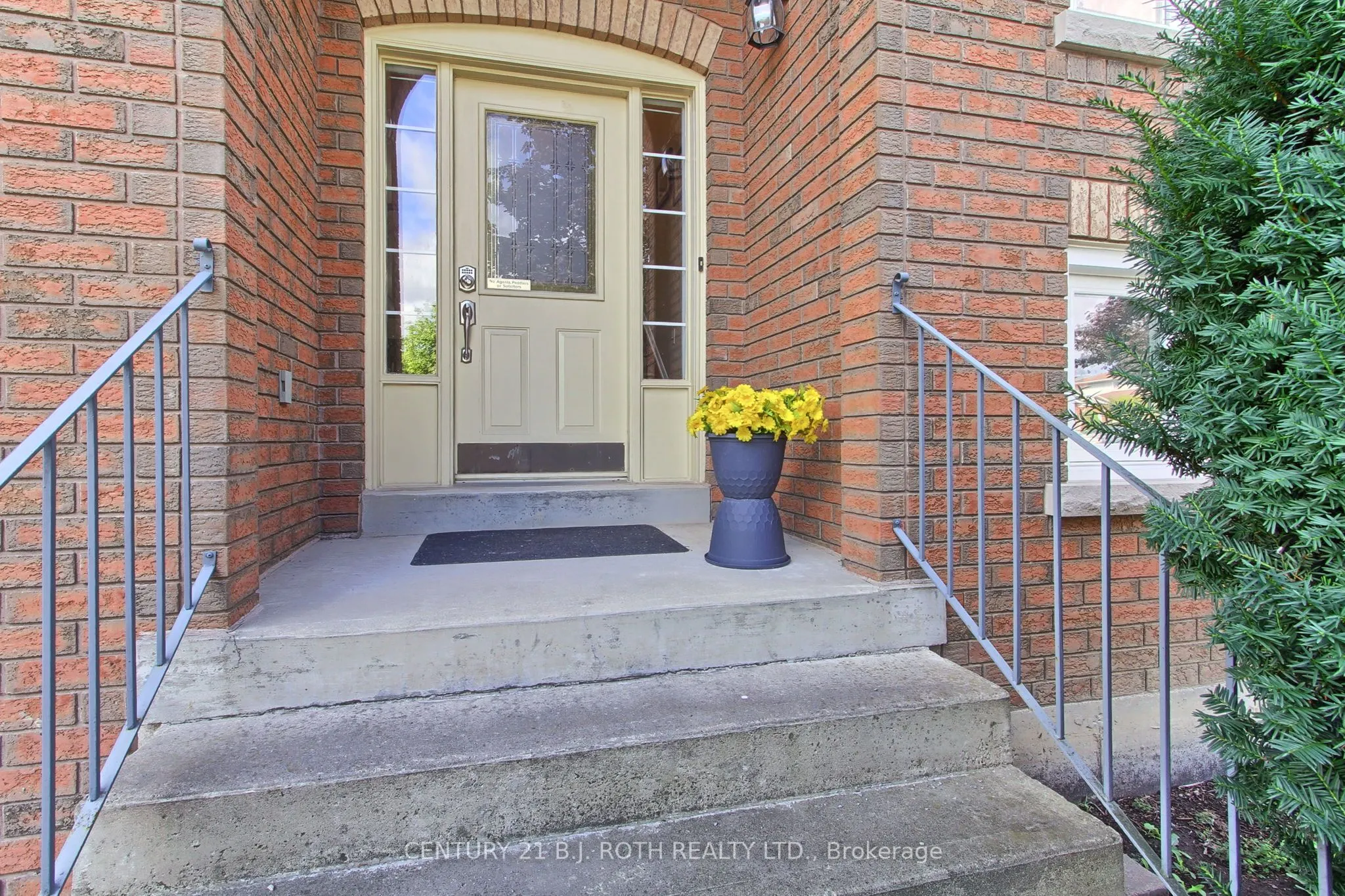 56 Compton Crescent
