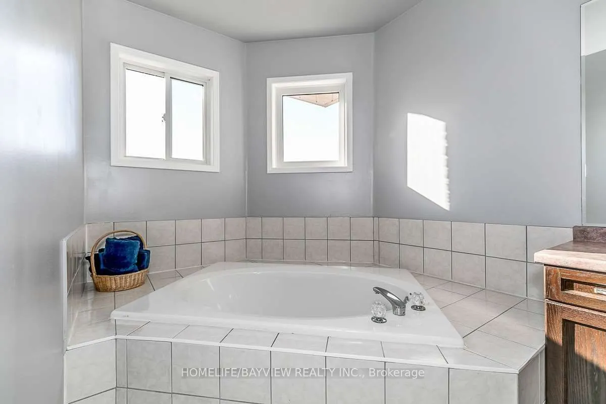 644 Mcbean Avenue, #Main