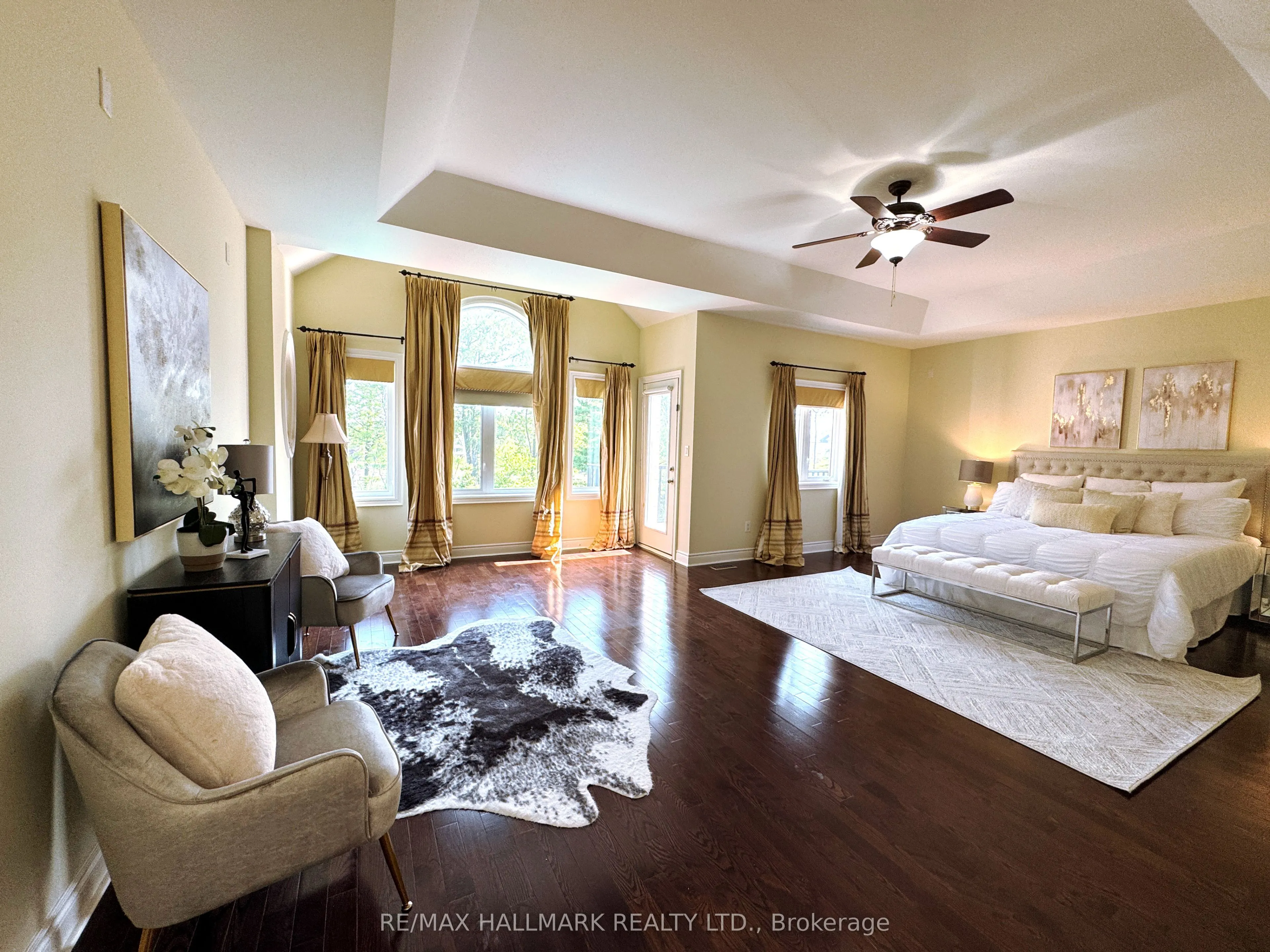 383 Paradelle Drive