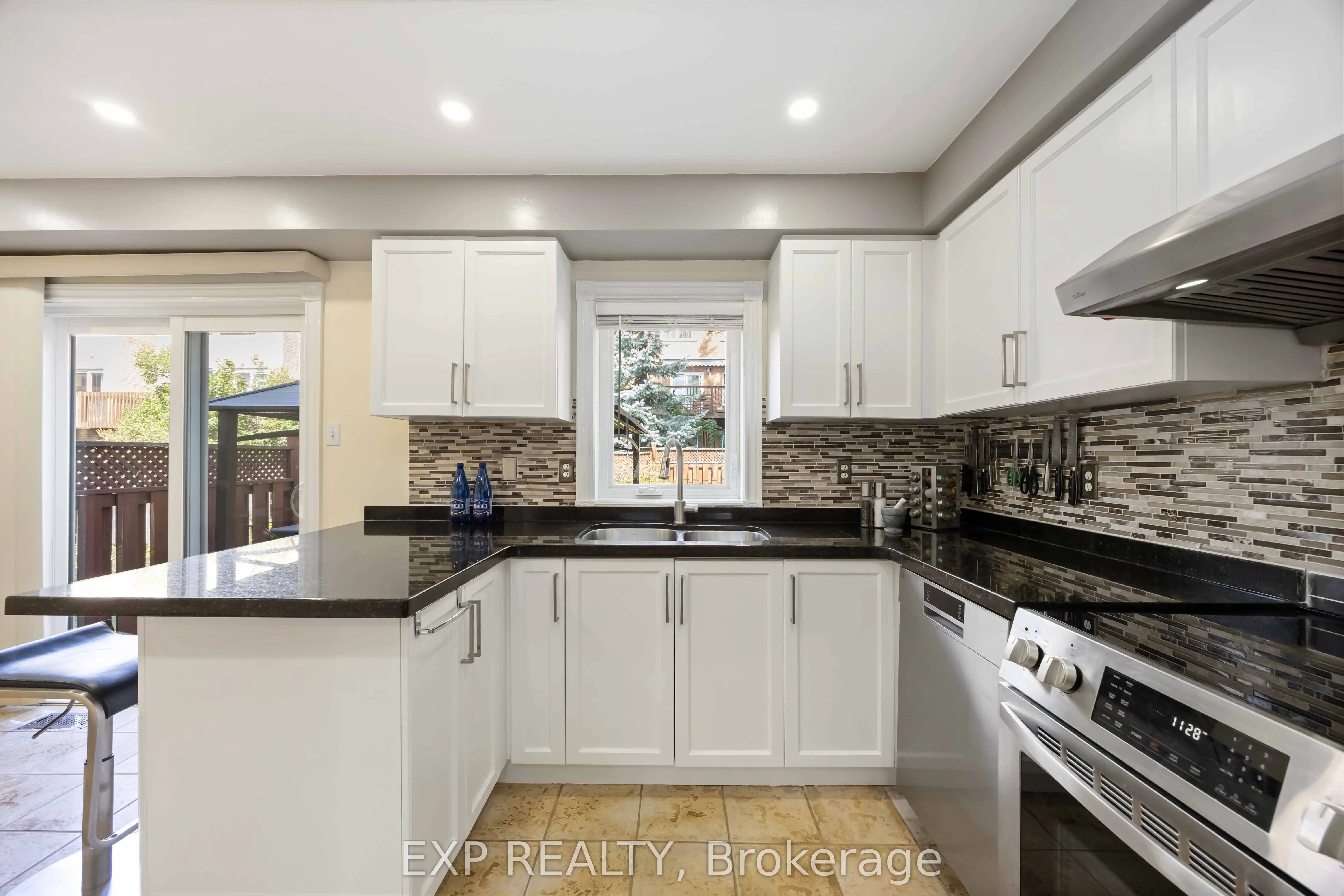 123 Sassafras Circle