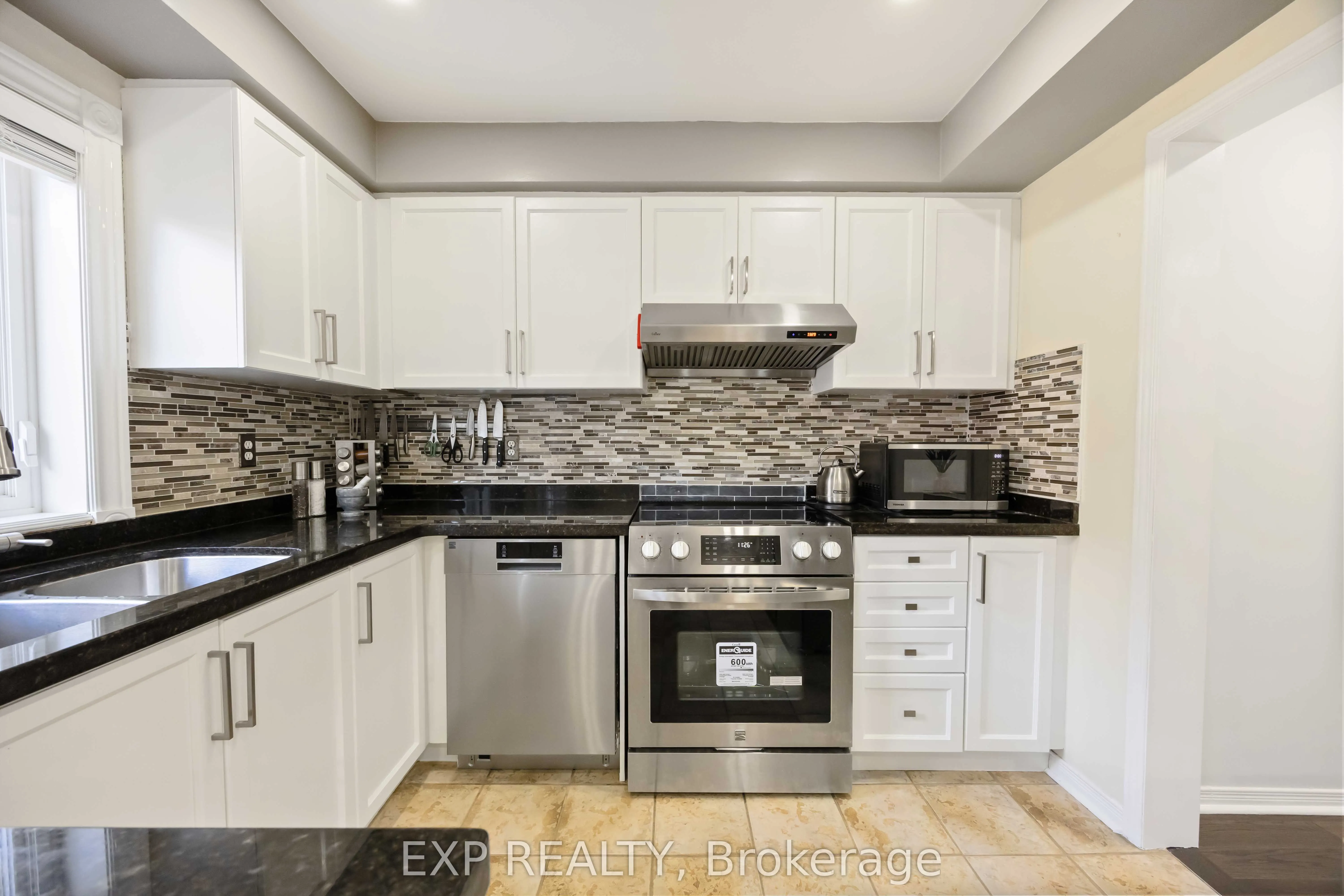 123 Sassafras Circle