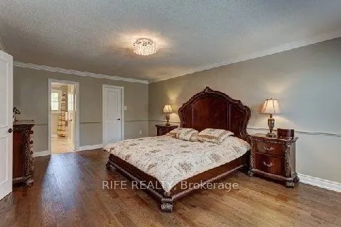 88 Windermere Crescent