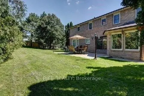 88 Windermere Crescent