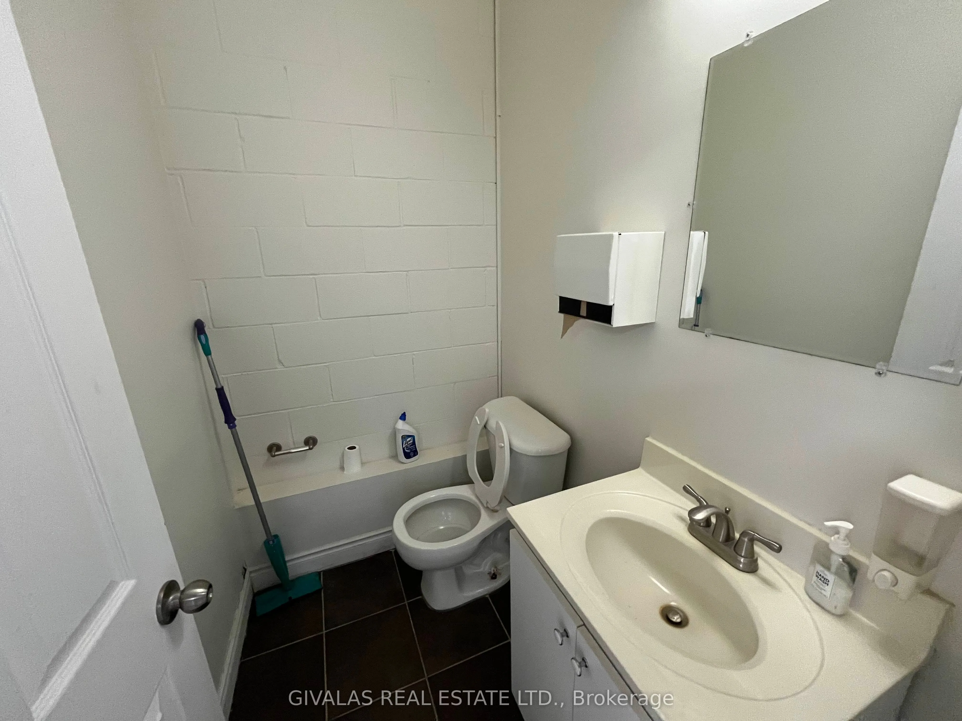 7725 Birchmount Road, #34