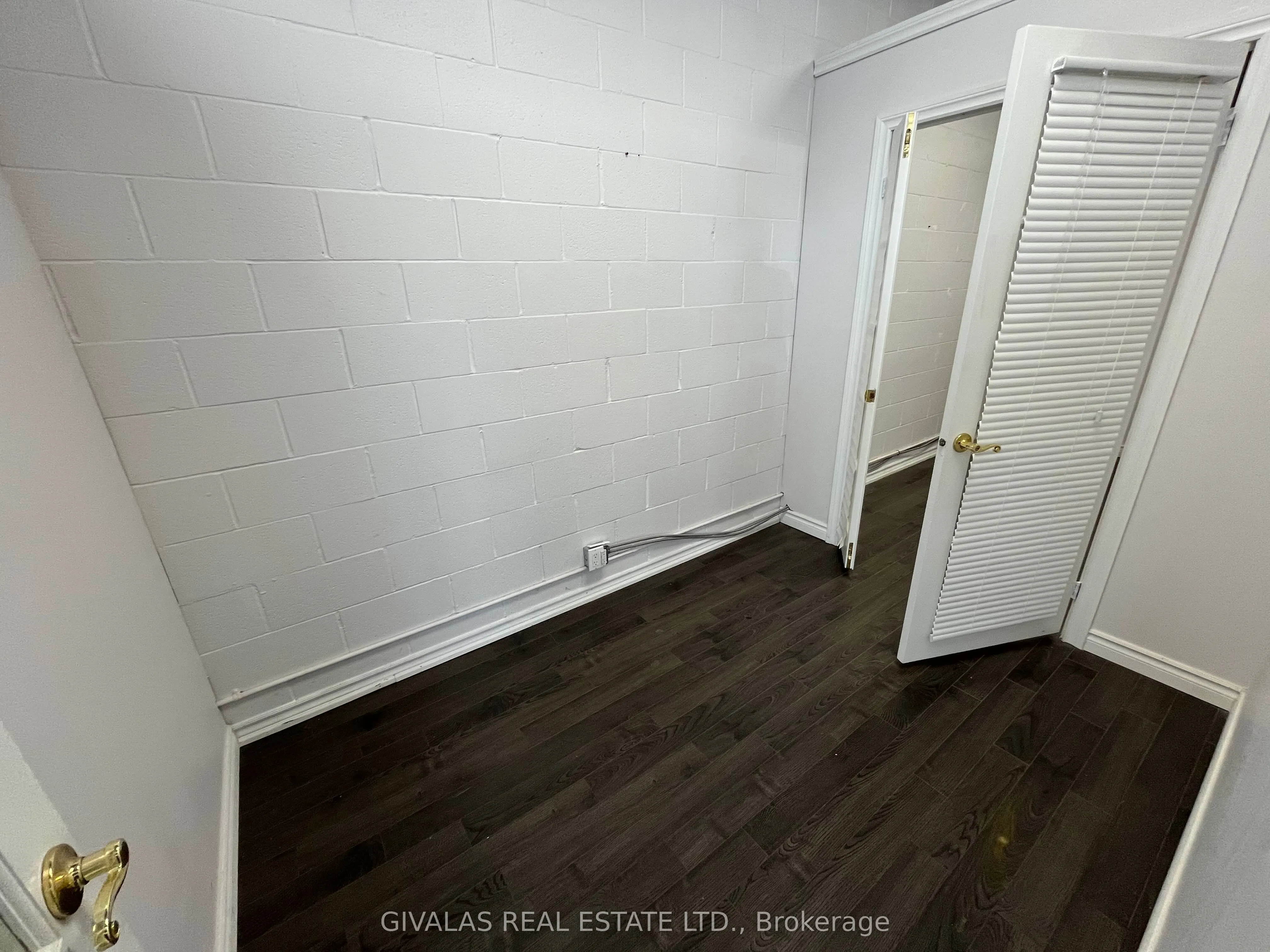 7725 Birchmount Road, #34