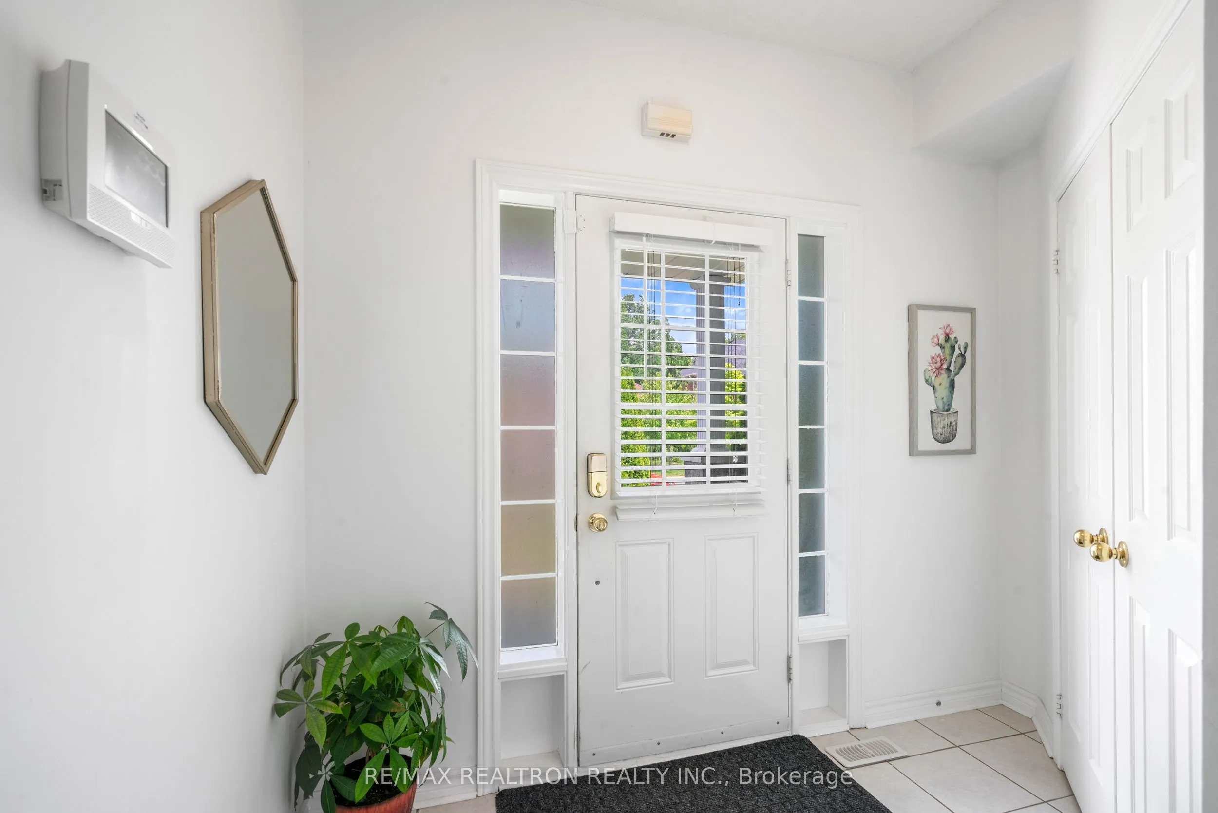 115 Glendower Crescent
