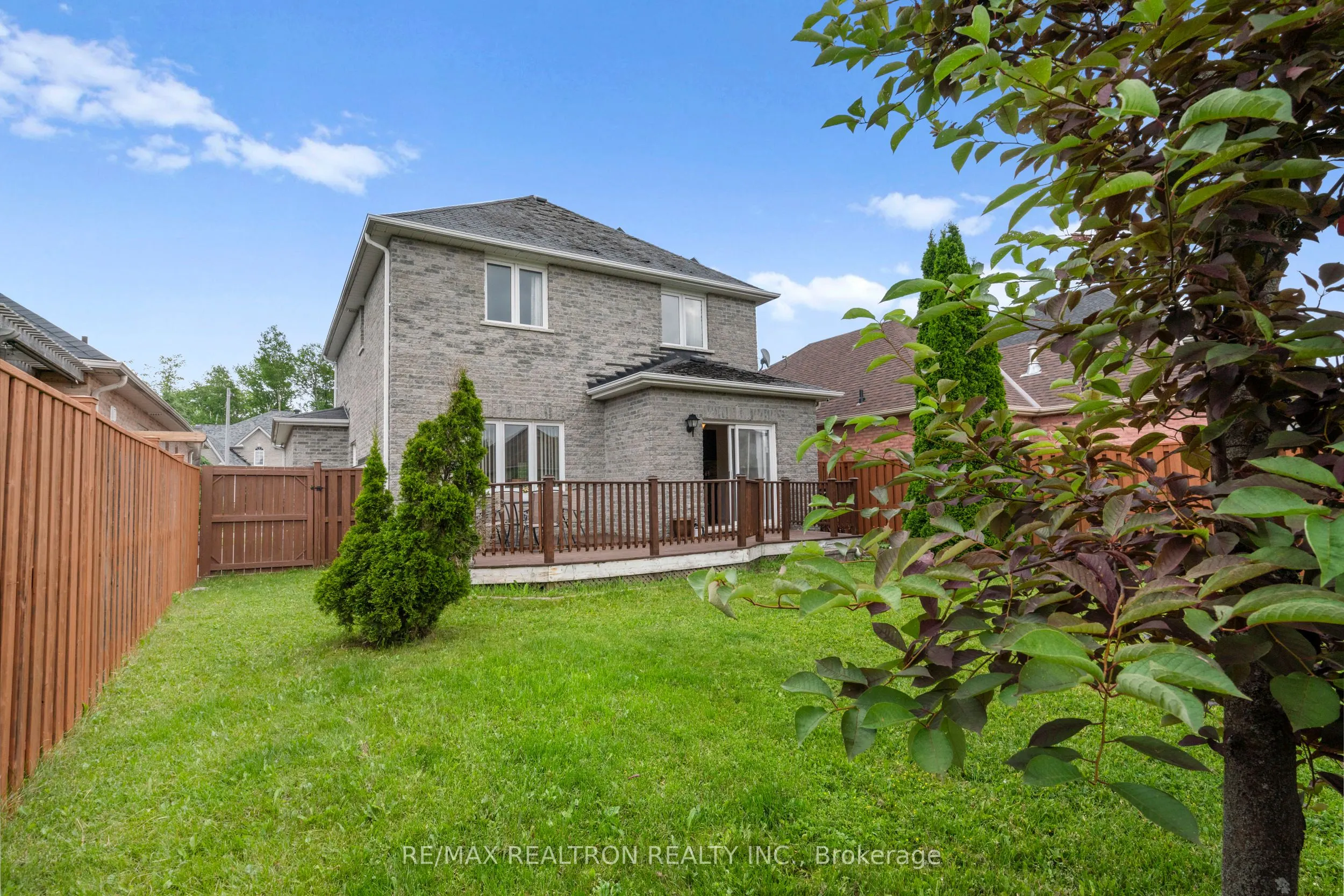 115 Glendower Crescent