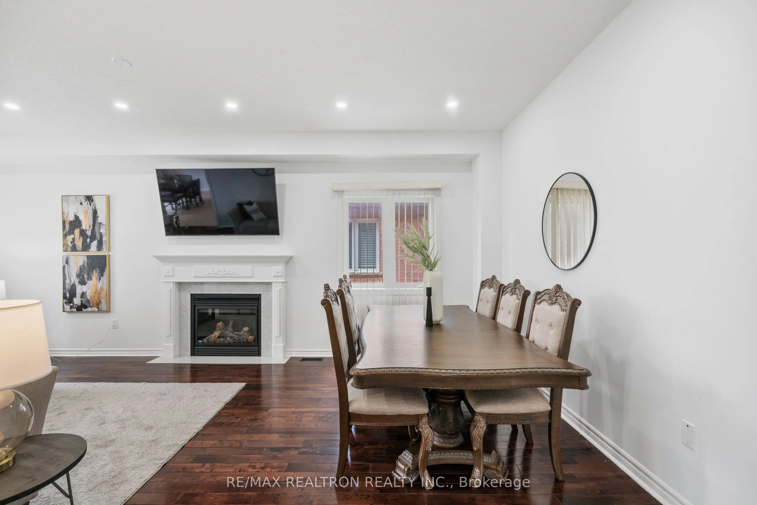 115 Glendower Crescent