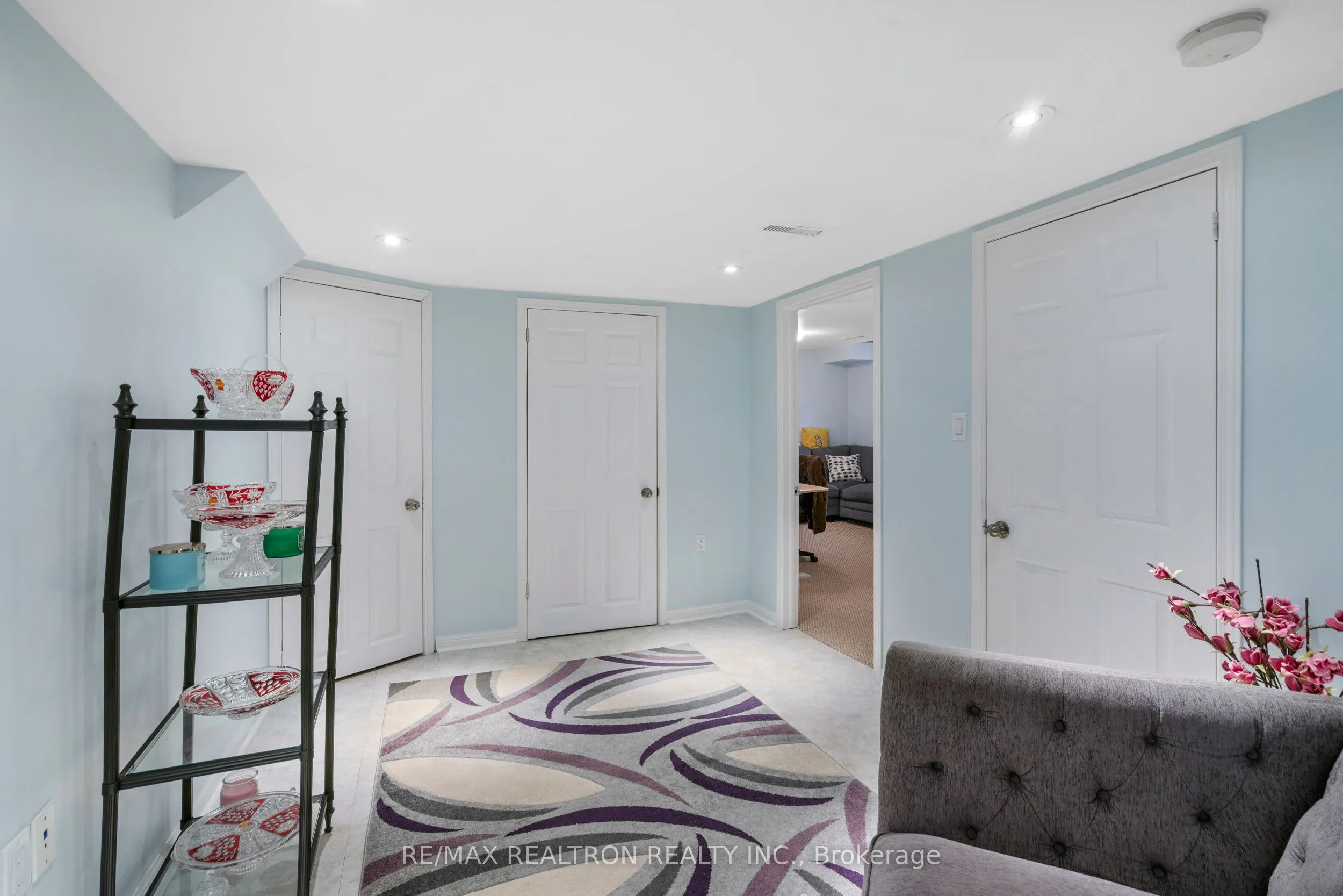 115 Glendower Crescent
