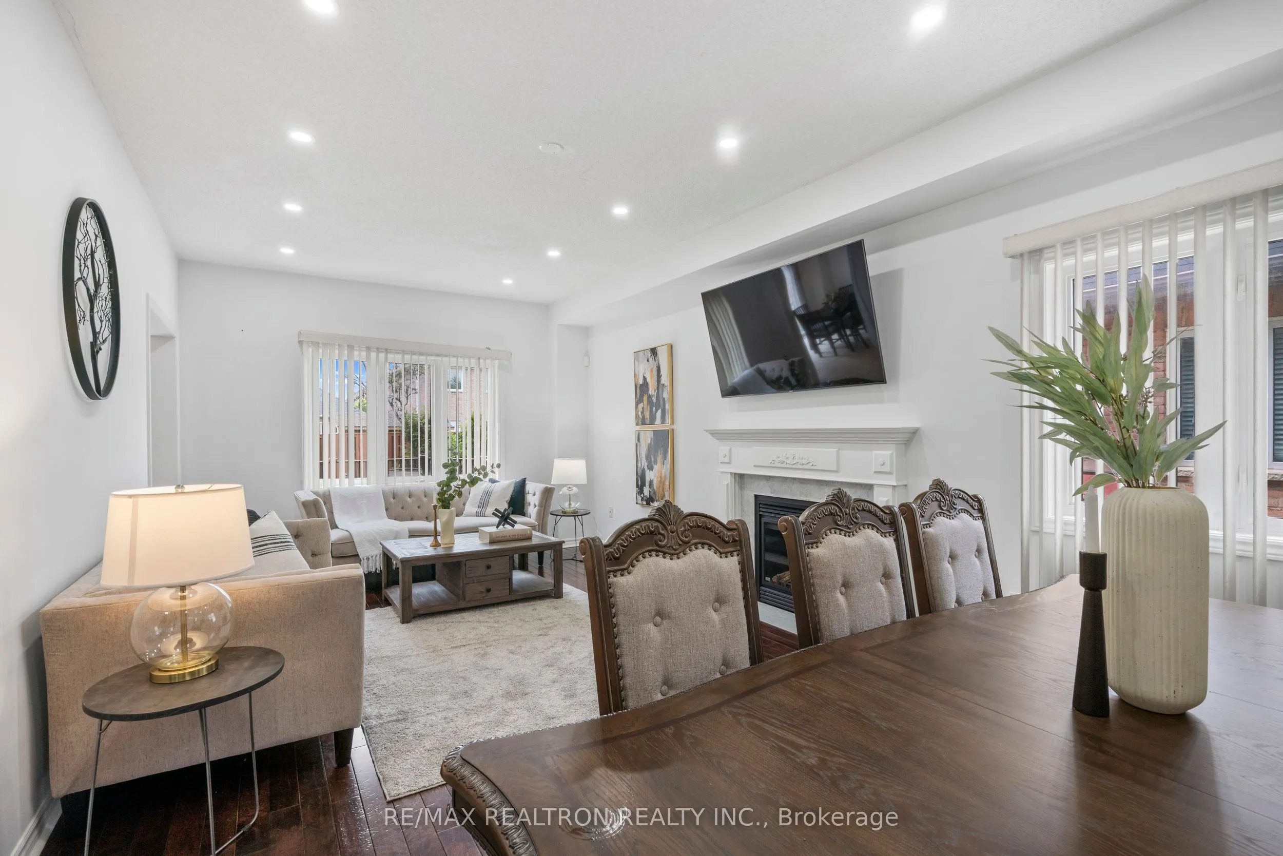 115 Glendower Crescent