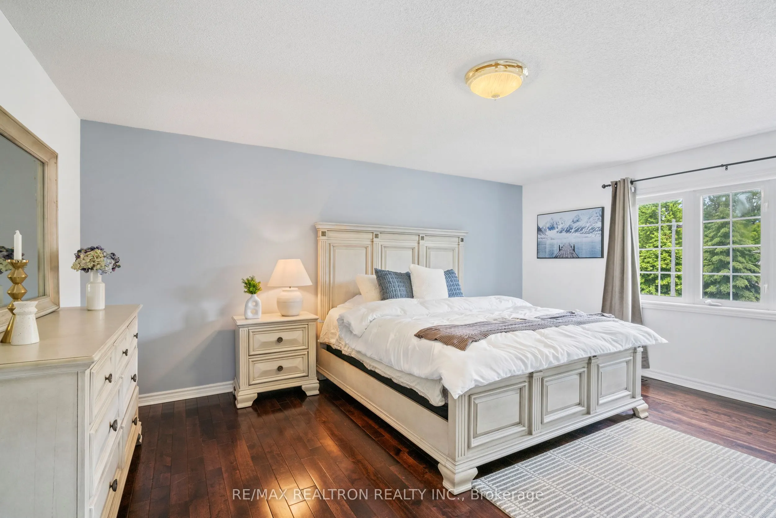 115 Glendower Crescent