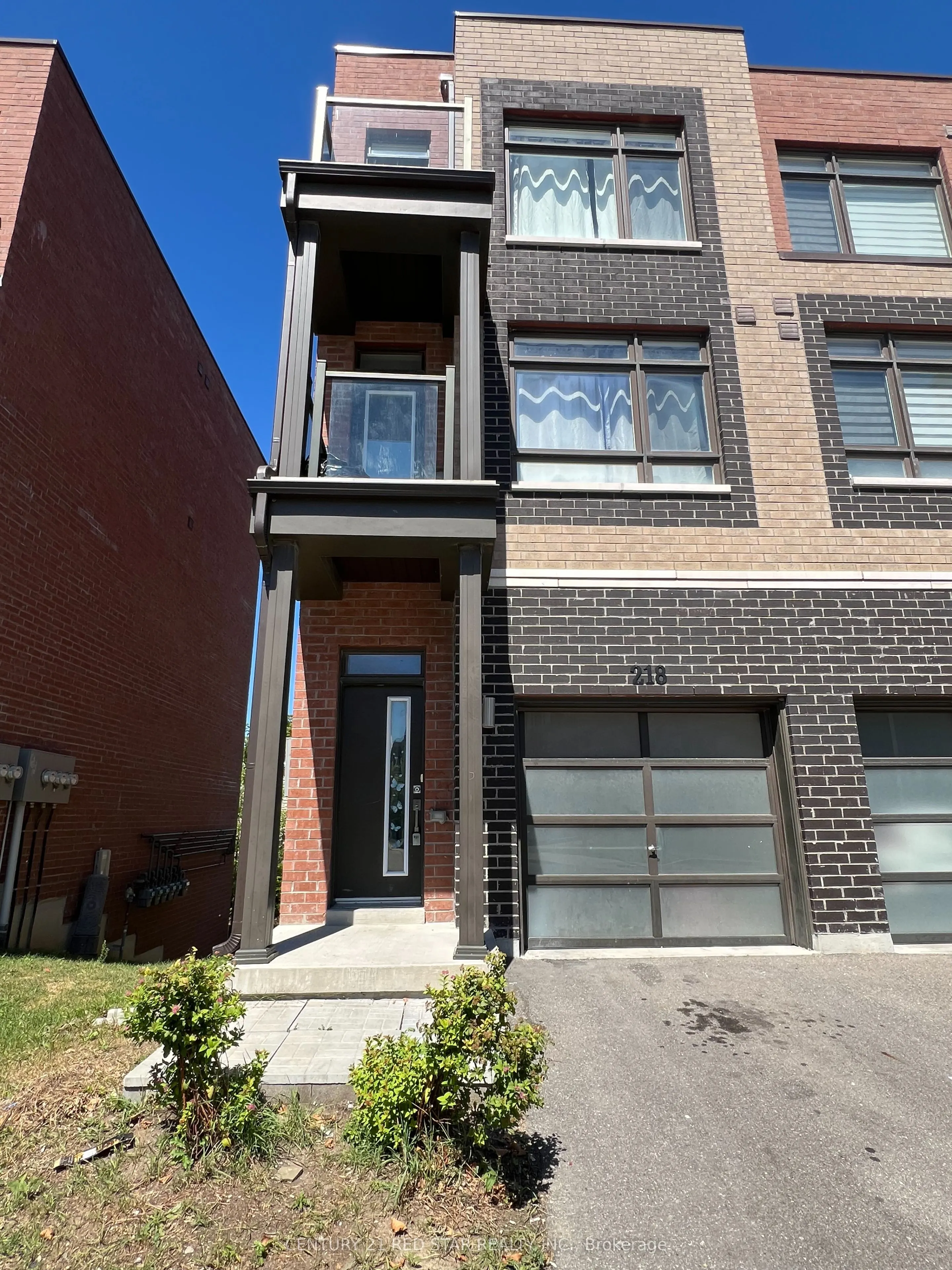 218 Dalhousie Street