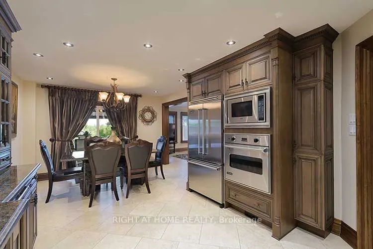 166 Royalpark Way