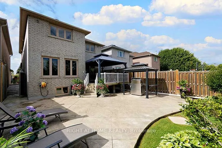 166 Royalpark Way