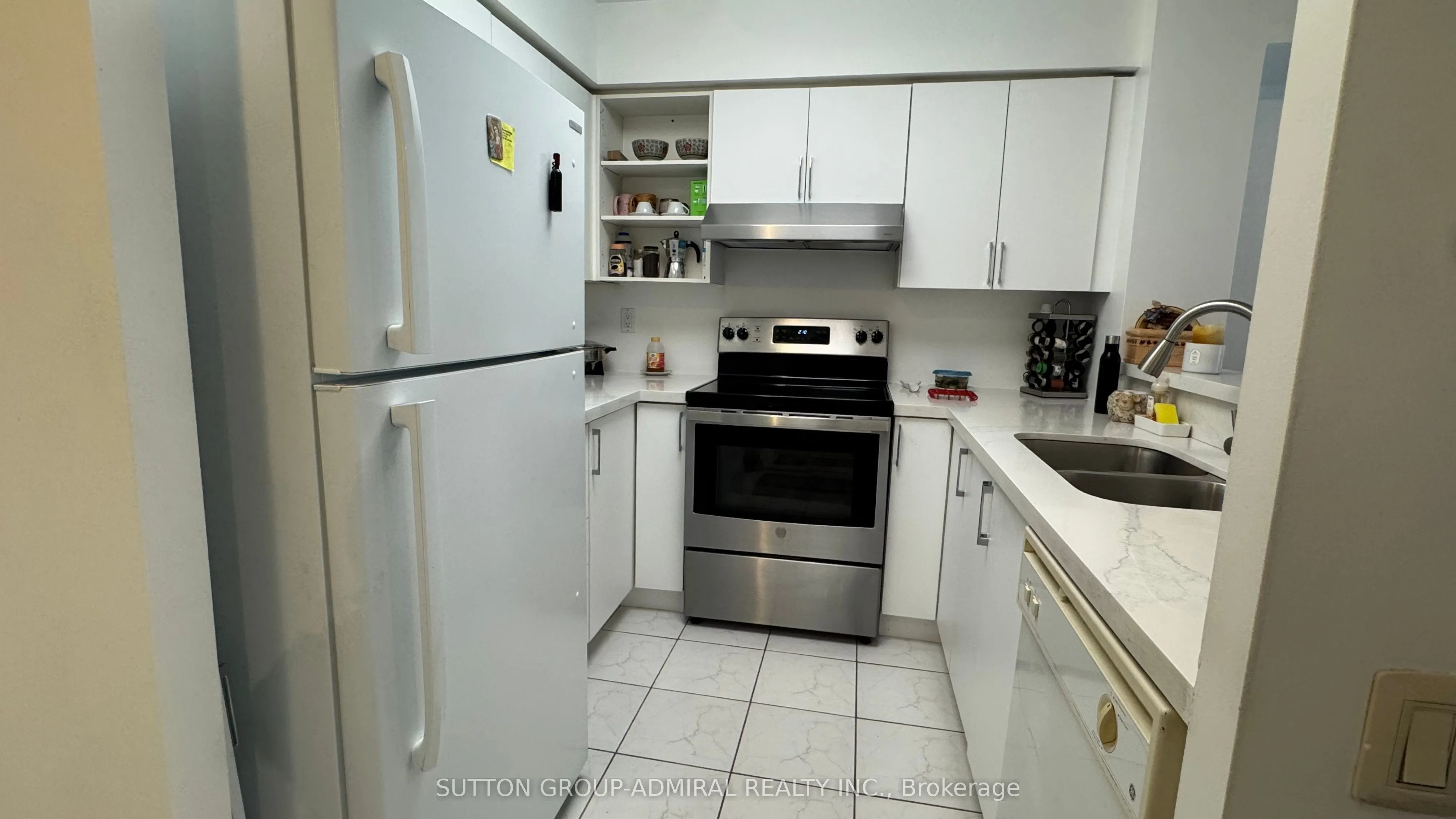 1 Emerald Lane, #205
