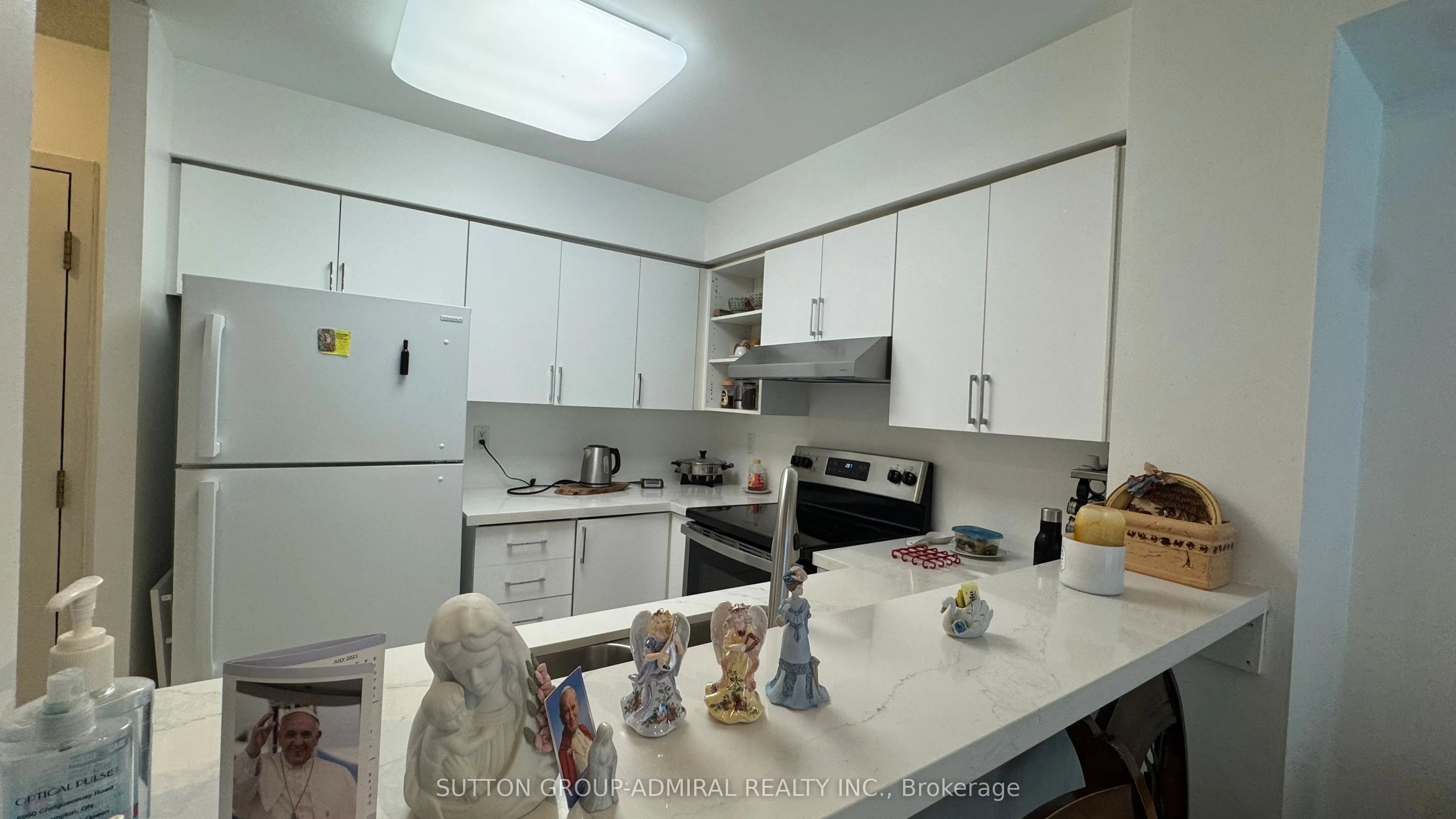 1 Emerald Lane, #205