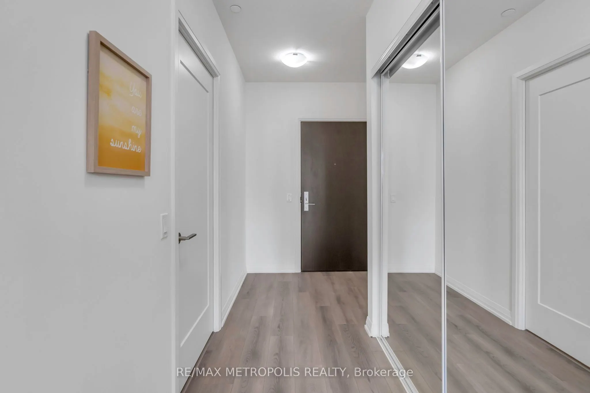 9000 Jane Street, #2516