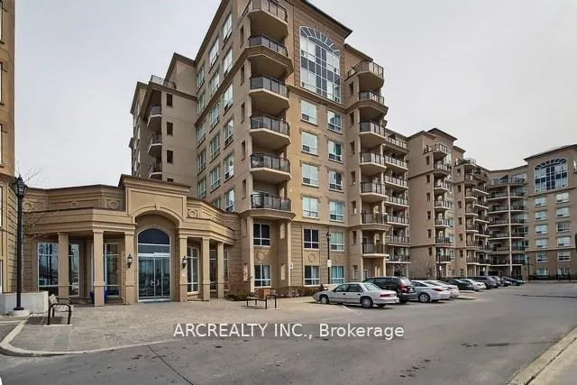 2 Maison Parc Court, #406