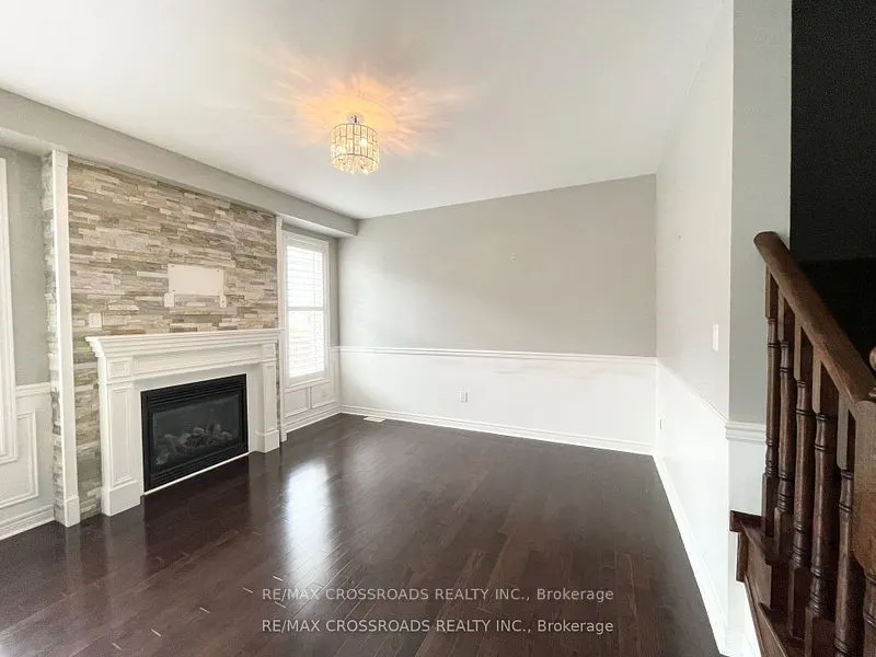 144 Durhamview Crescent
