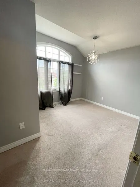 144 Durhamview Crescent