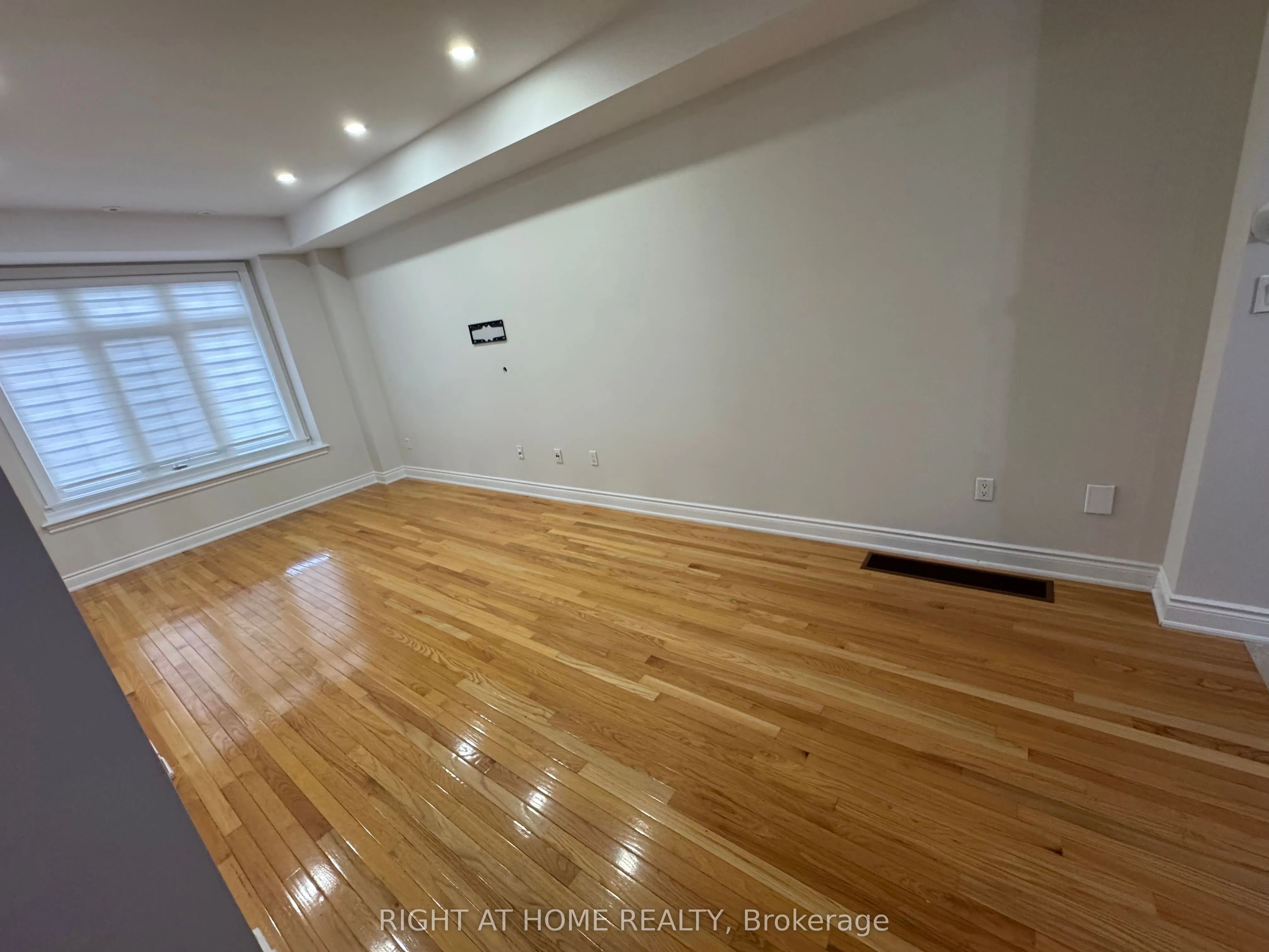 9 George Bogg Road