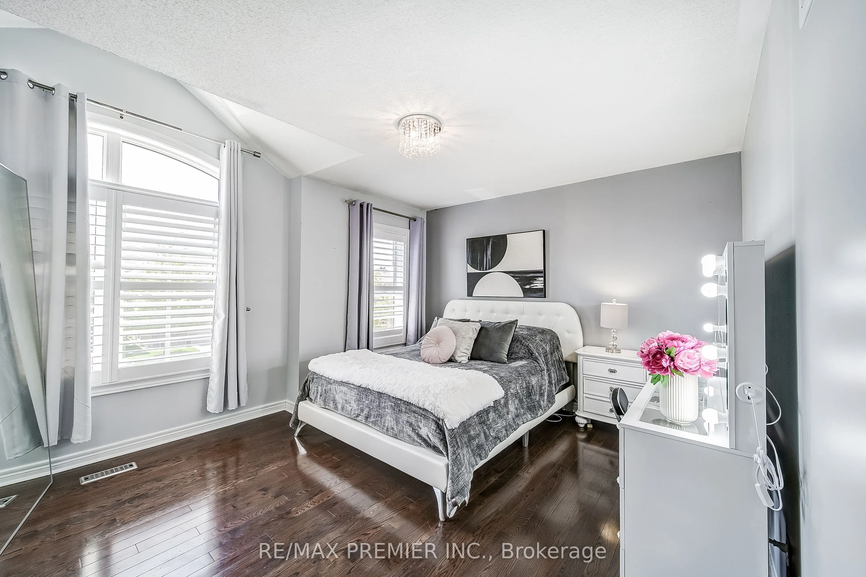17 Massimo Drive