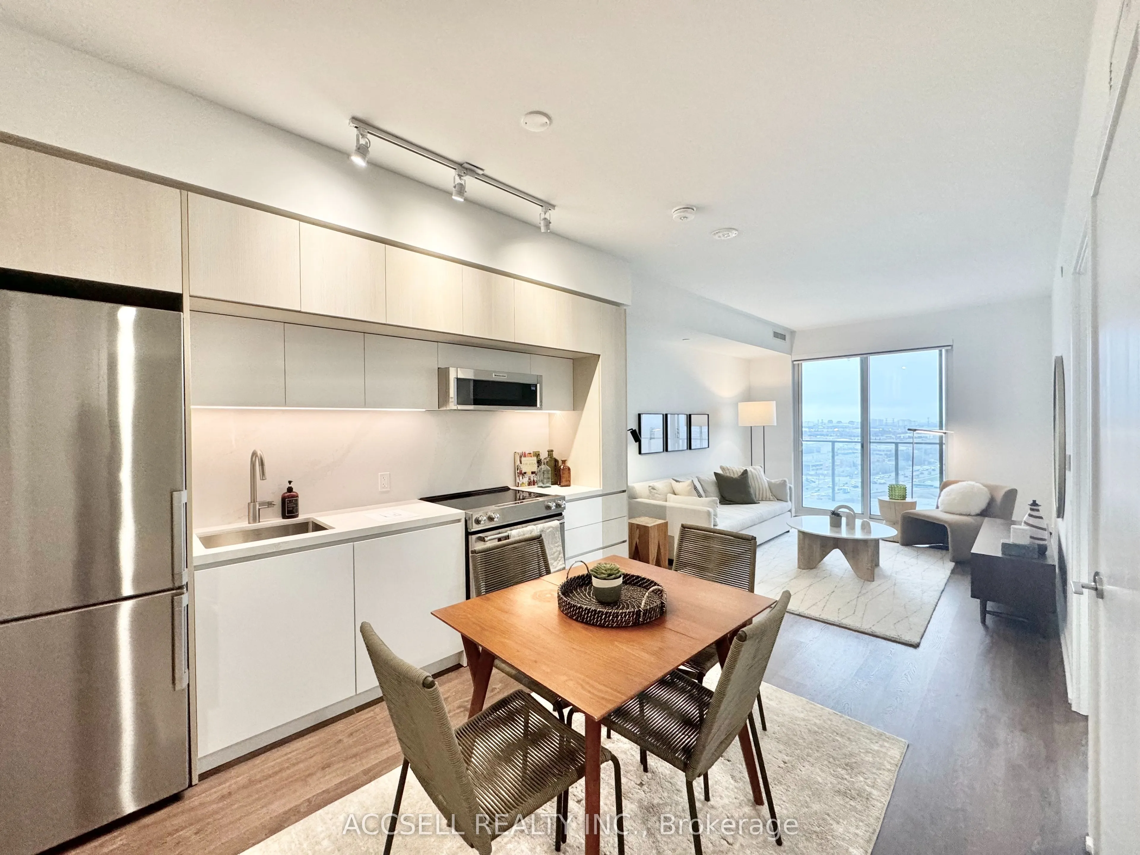 185 Millway Avenue, #W2504