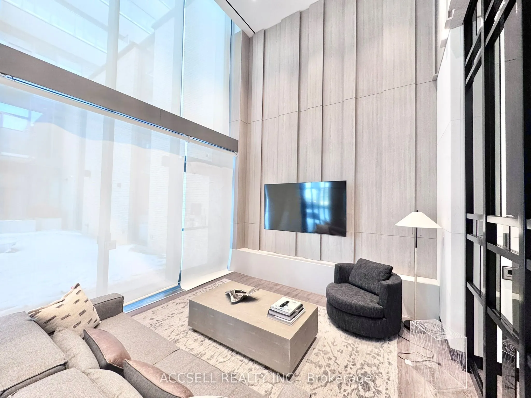 185 Millway Avenue, #W2504