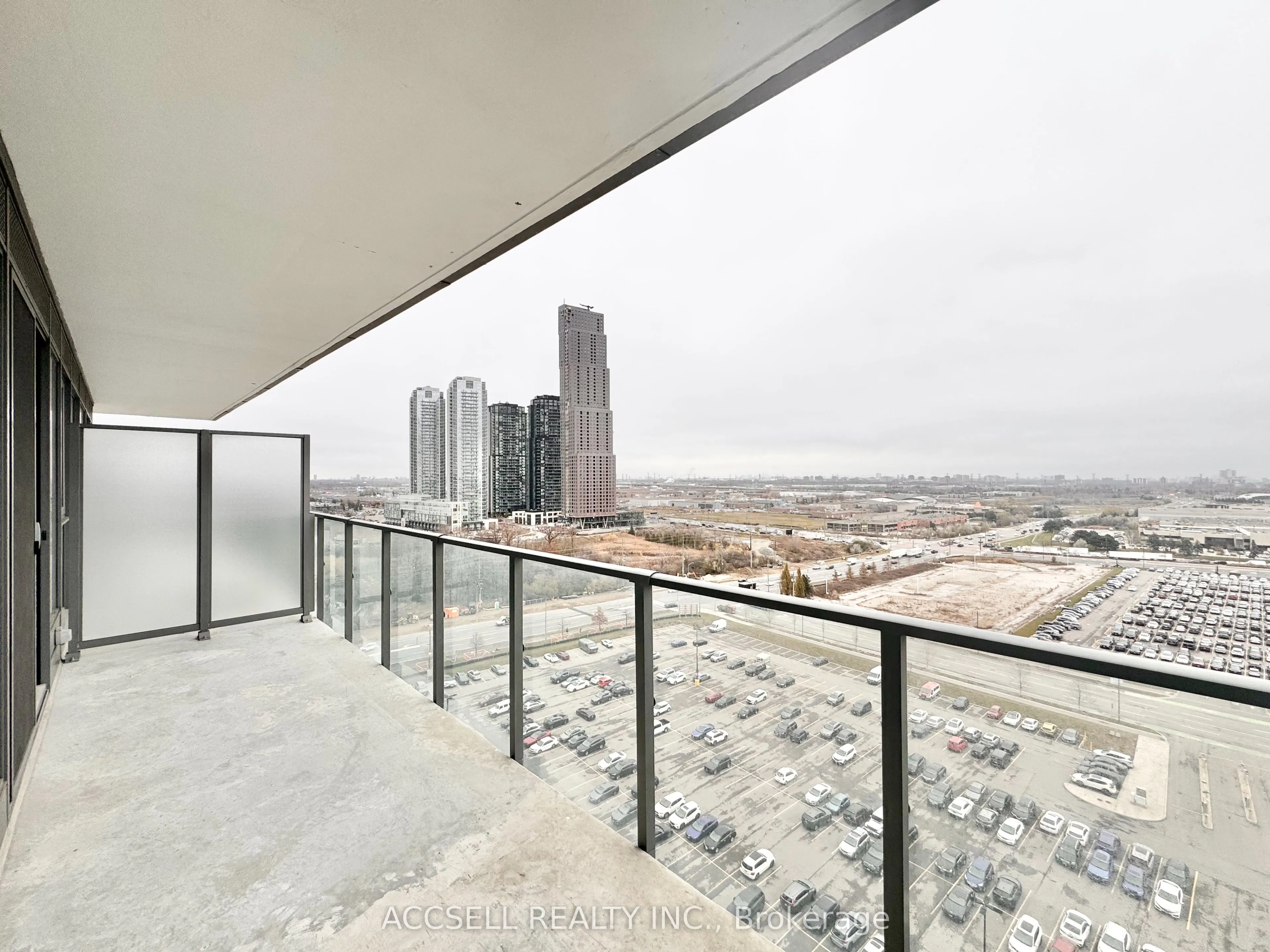 185 Millway Avenue, #W2504