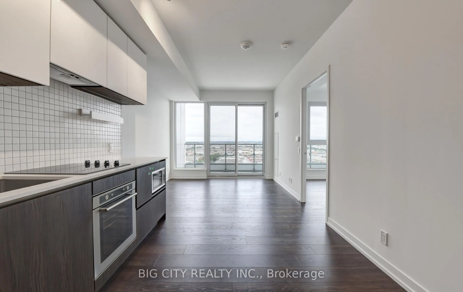 898 Portage Parkway, #1911