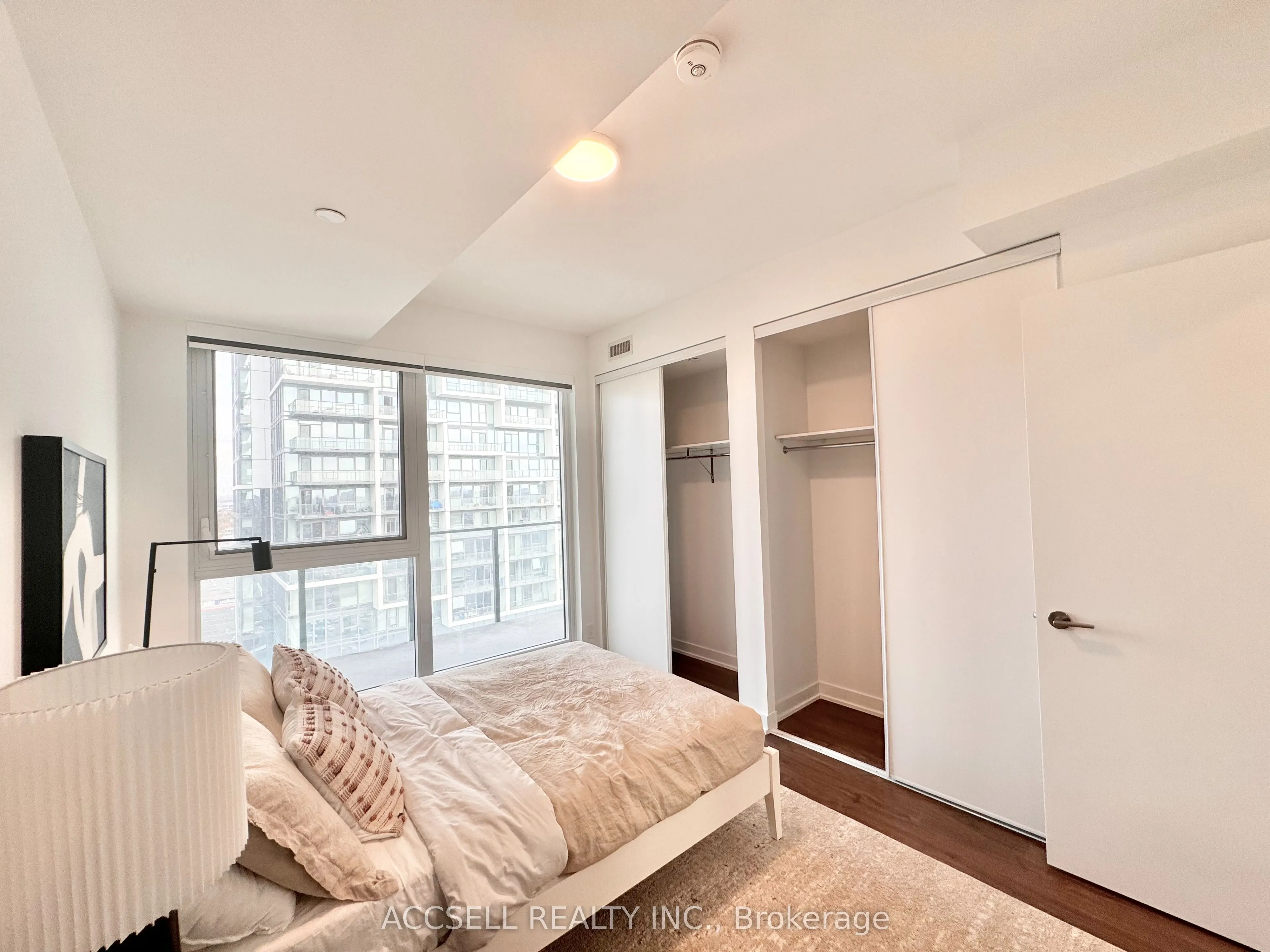 185 Millway Avenue, #W3702