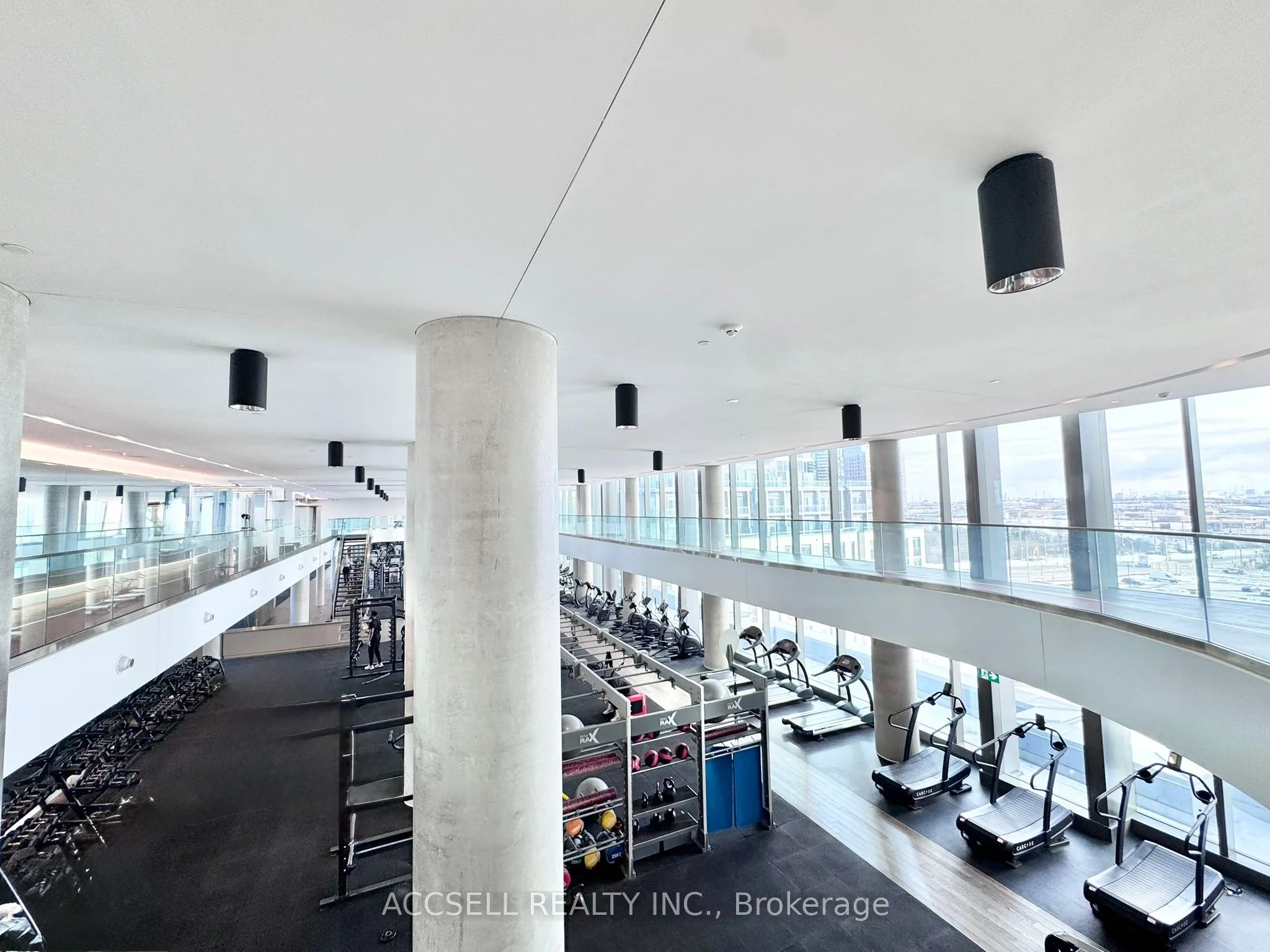 185 Millway Avenue, #W3702