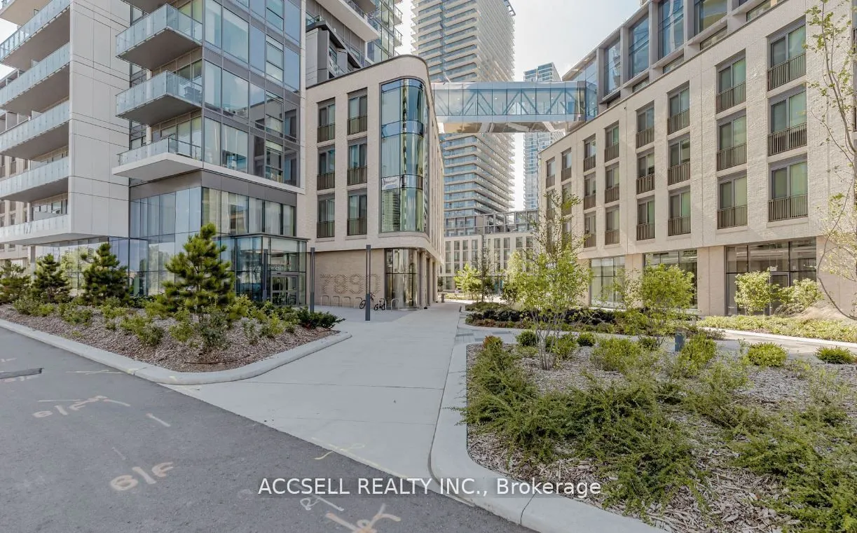 185 Millway Avenue, #W3702