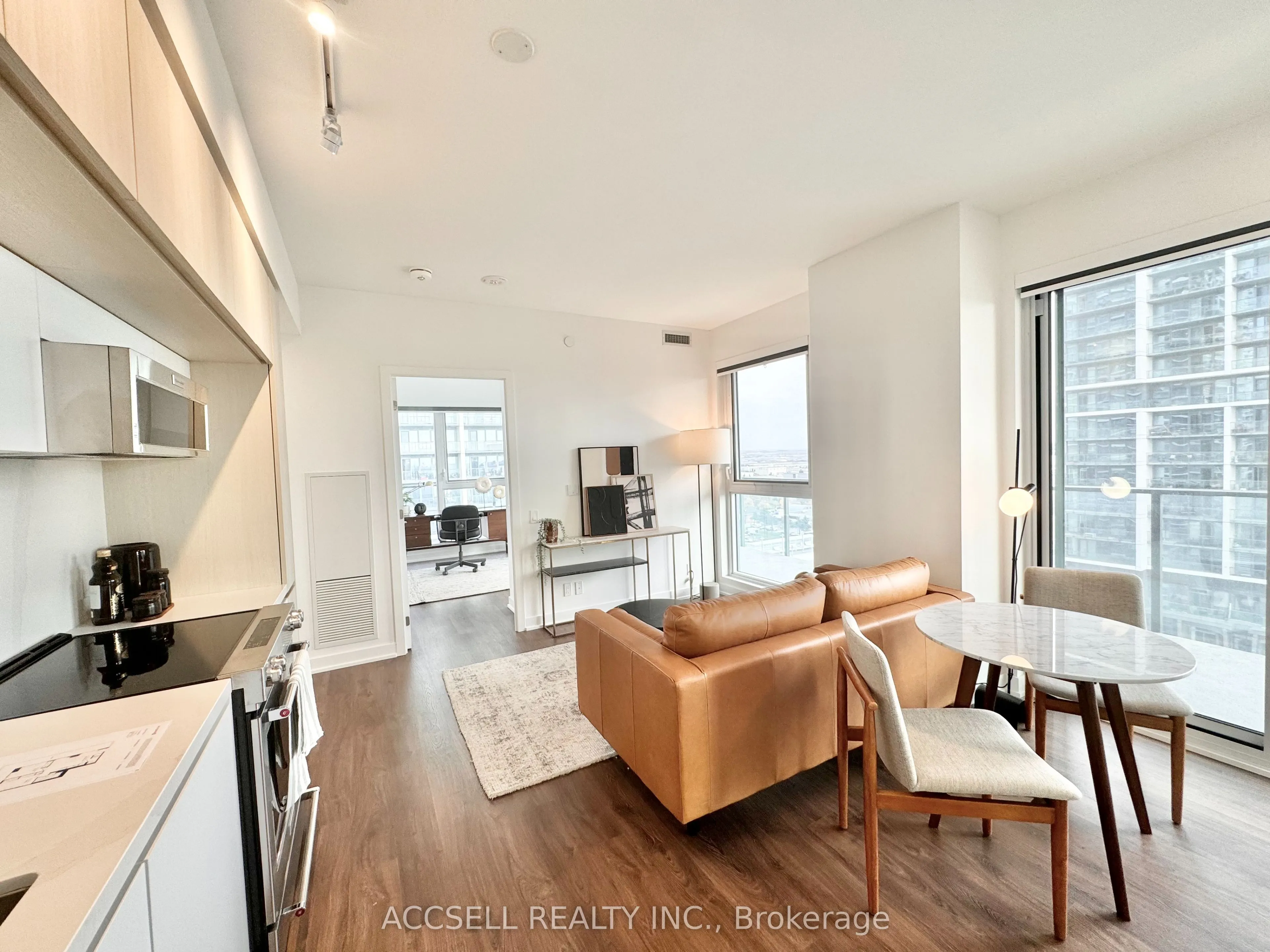 185 Millway Avenue, #W3702