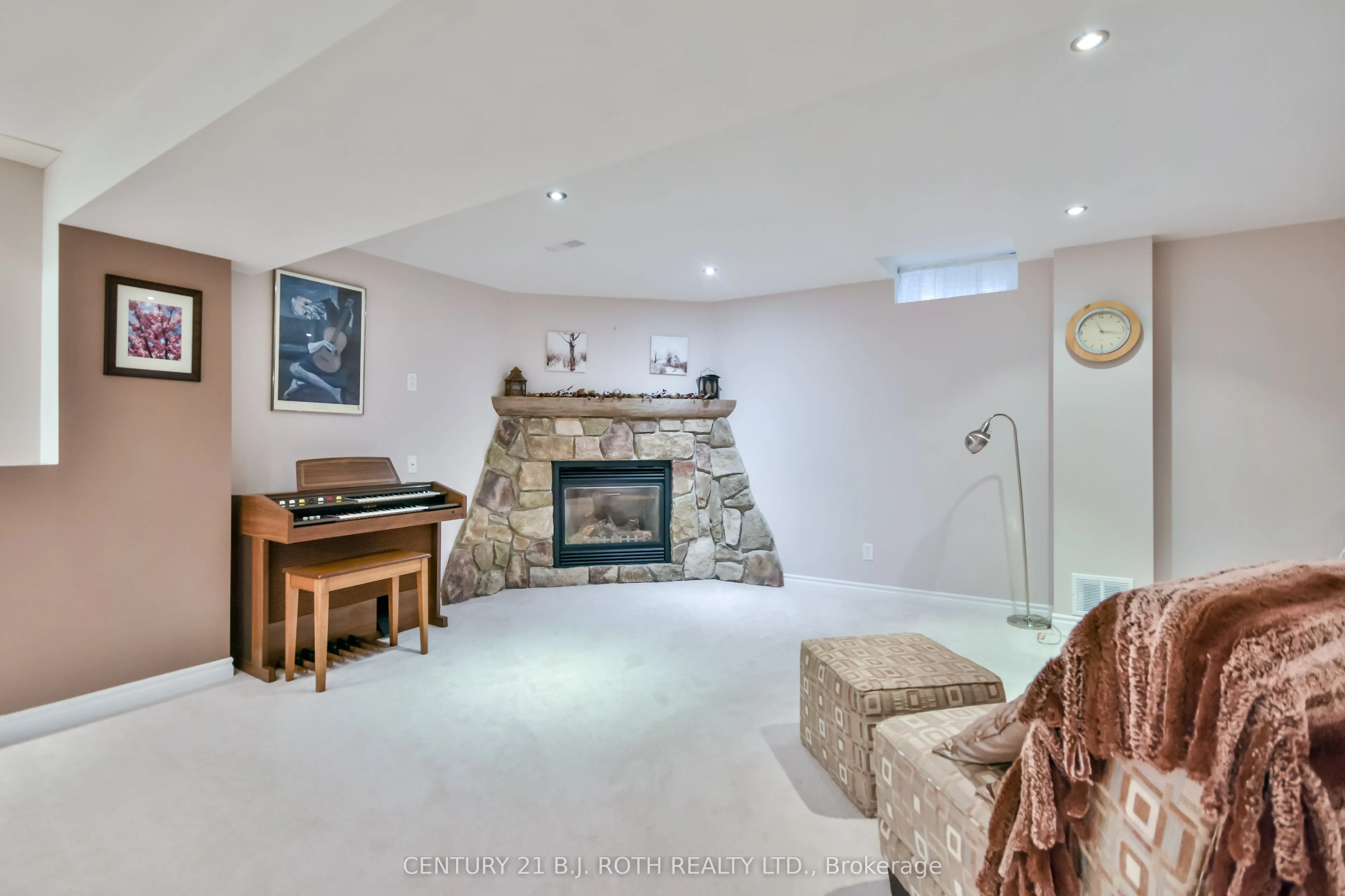 1957 Mill Street